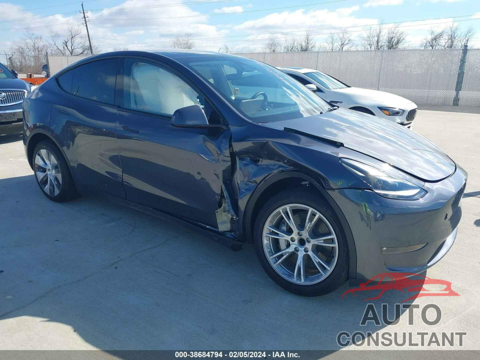 TESLA MODEL Y 2023 - 7SAYGDED3PF956024