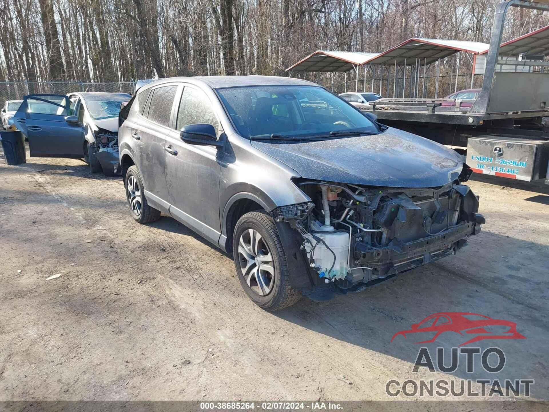 TOYOTA RAV4 2018 - JTMBFREV1JJ205676