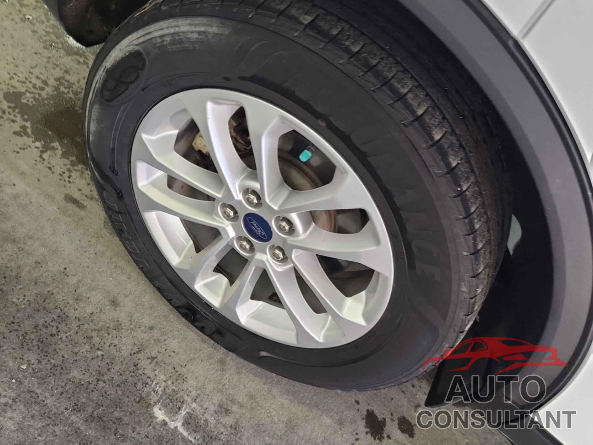 FORD ESCAPE 2020 - 1FMCU9G65LUB84392
