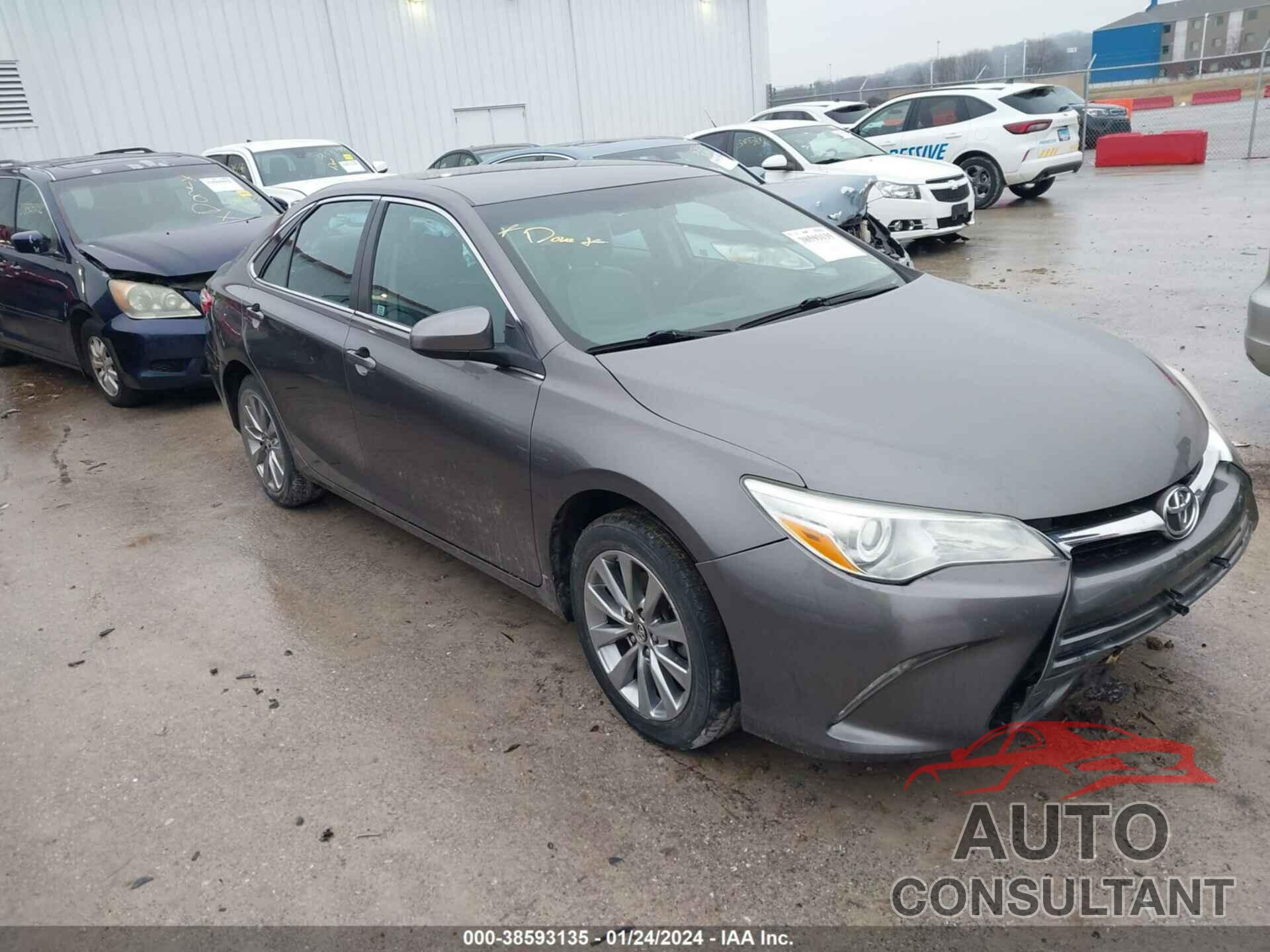 TOYOTA CAMRY 2016 - 4T4BF1FK5GR544231
