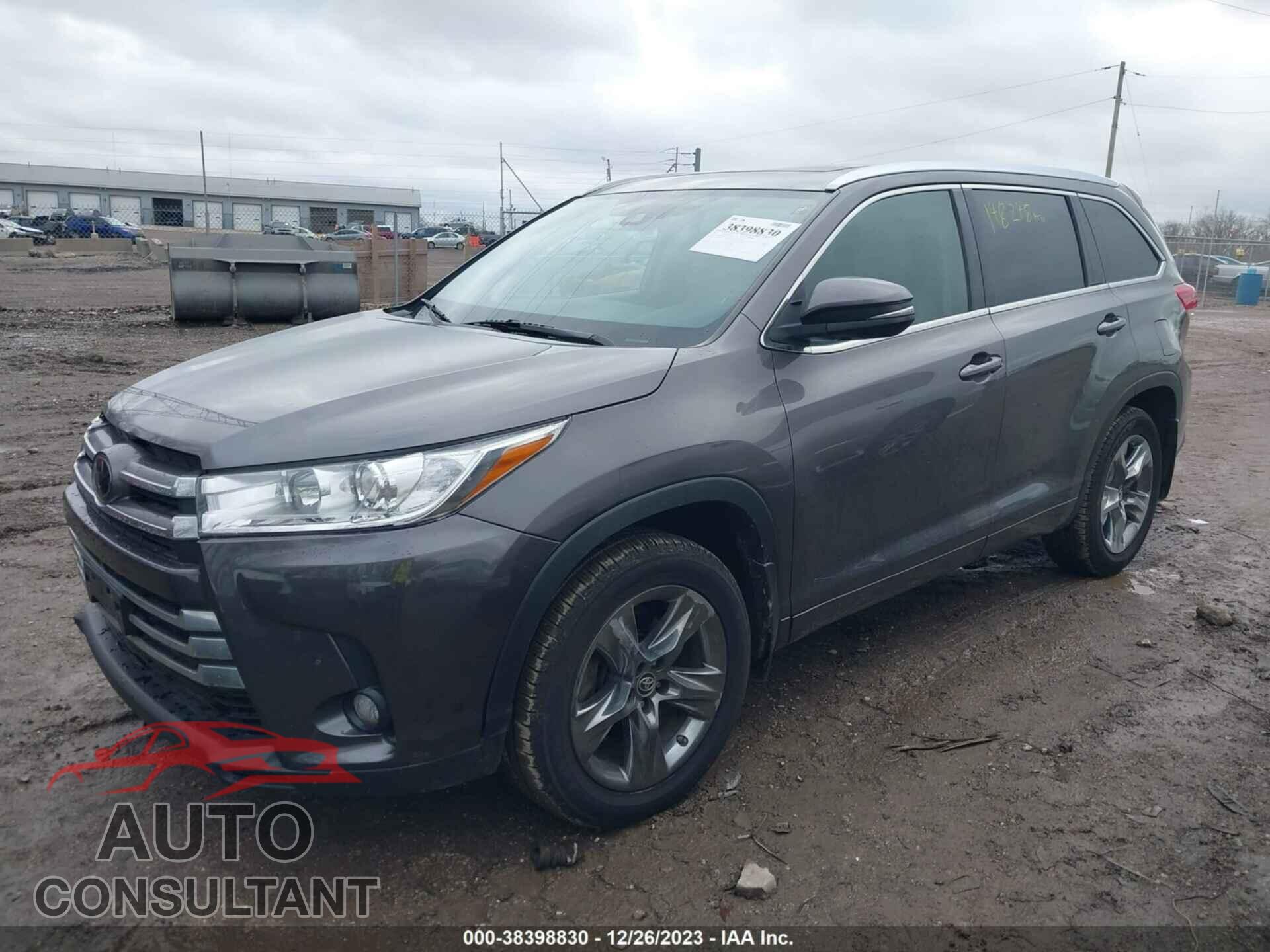 TOYOTA HIGHLANDER 2018 - 5TDYZRFHXJS242531