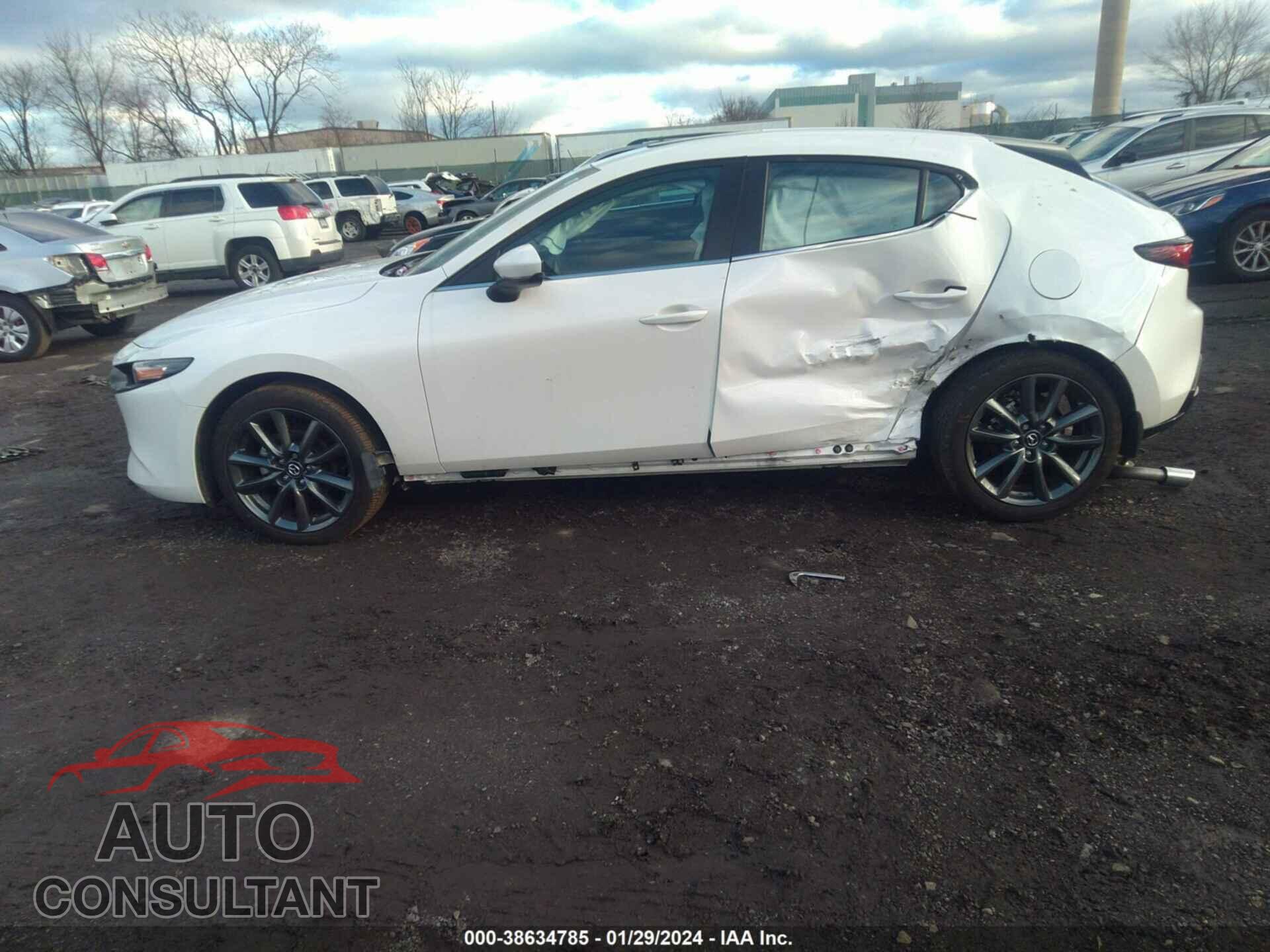MAZDA MAZDA3 2023 - JM1BPALM5P1602308