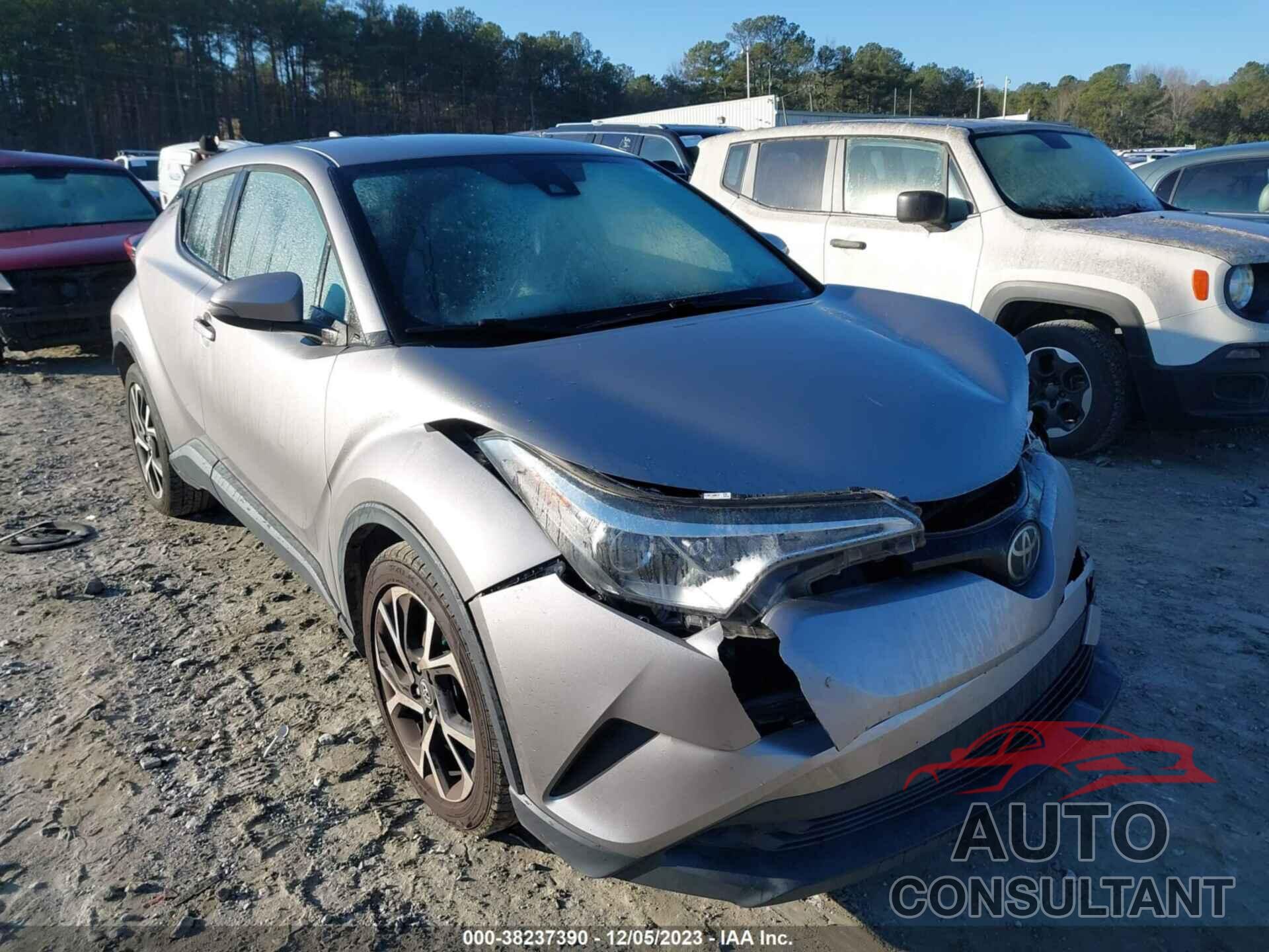 TOYOTA C-HR 2018 - NMTKHMBX7JR010900