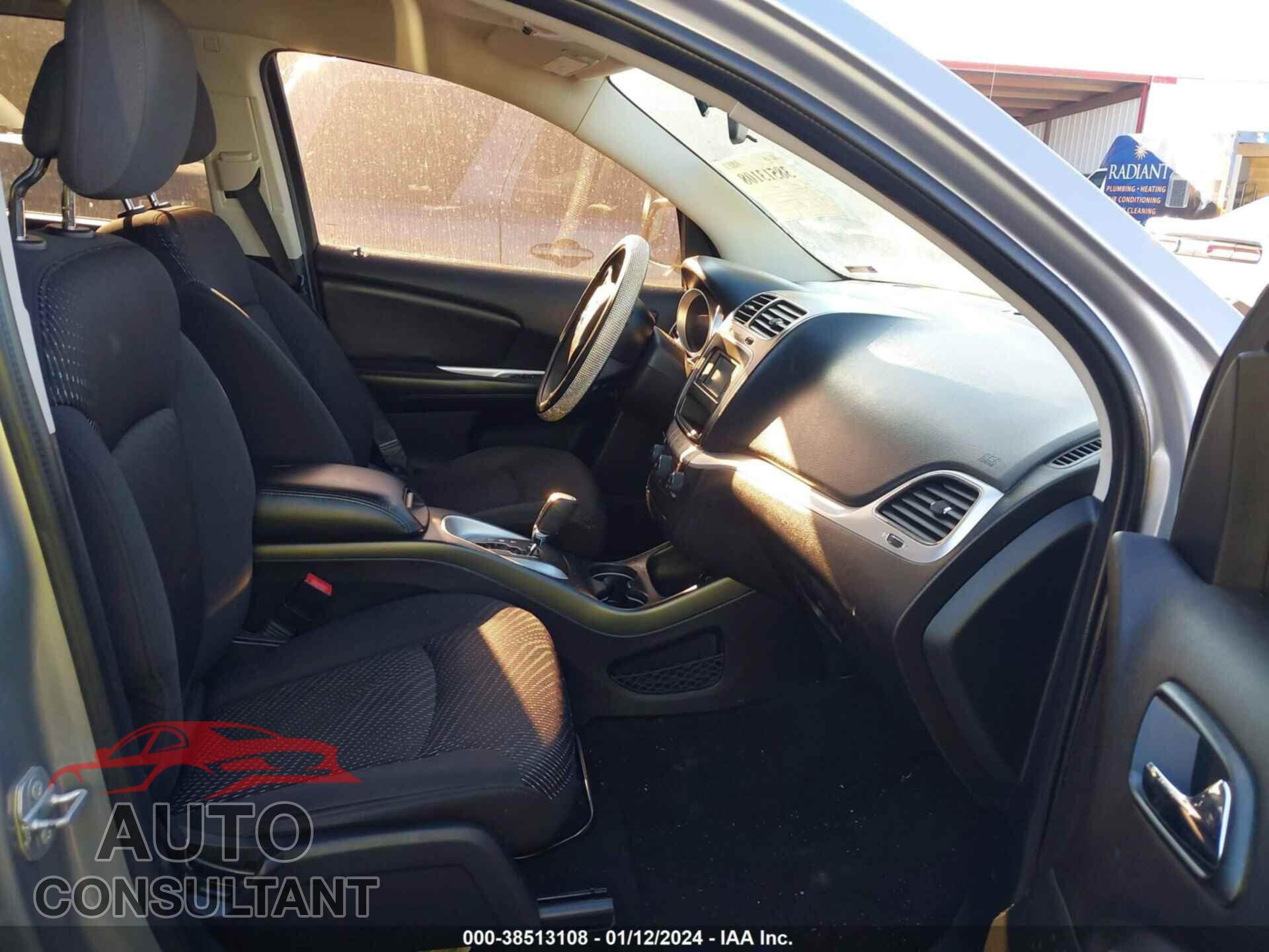 DODGE JOURNEY 2015 - 3C4PDCBG3FT658552