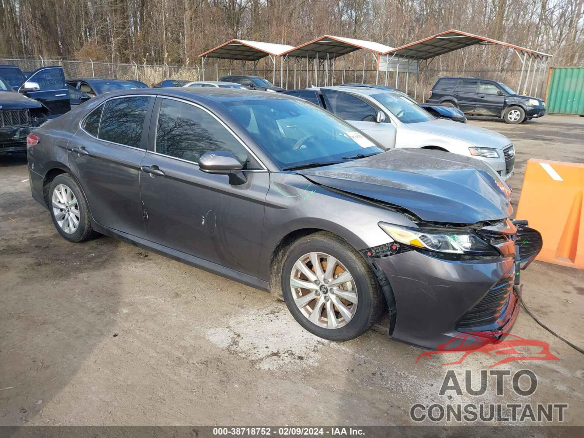 TOYOTA CAMRY 2019 - 4T1B11HK2KU812554