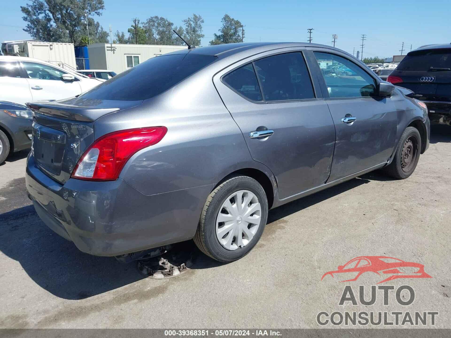 NISSAN VERSA 2018 - 3N1CN7AP9JL820930