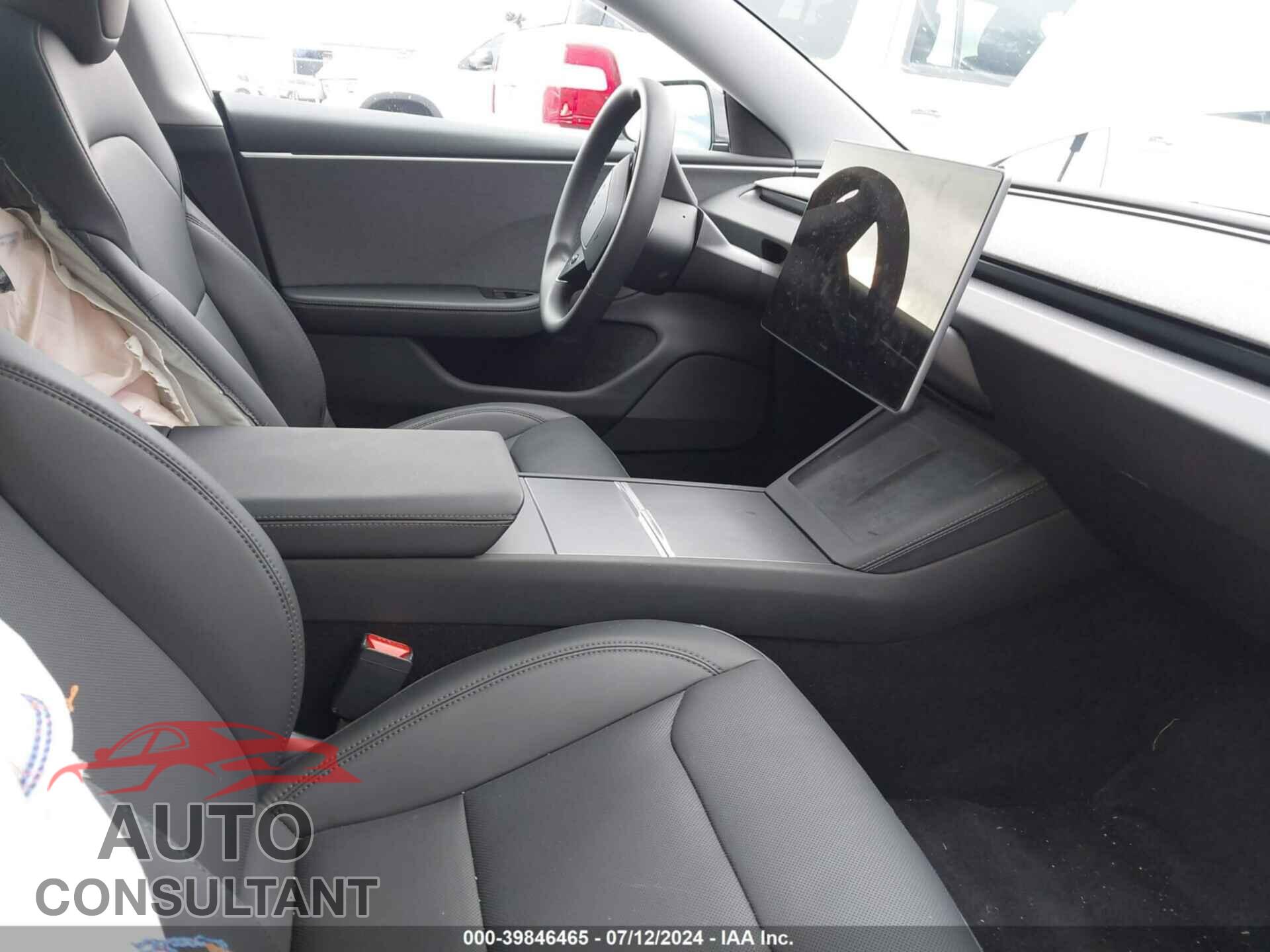 TESLA MODEL 3 2024 - 5YJ3E1EA4RF726982