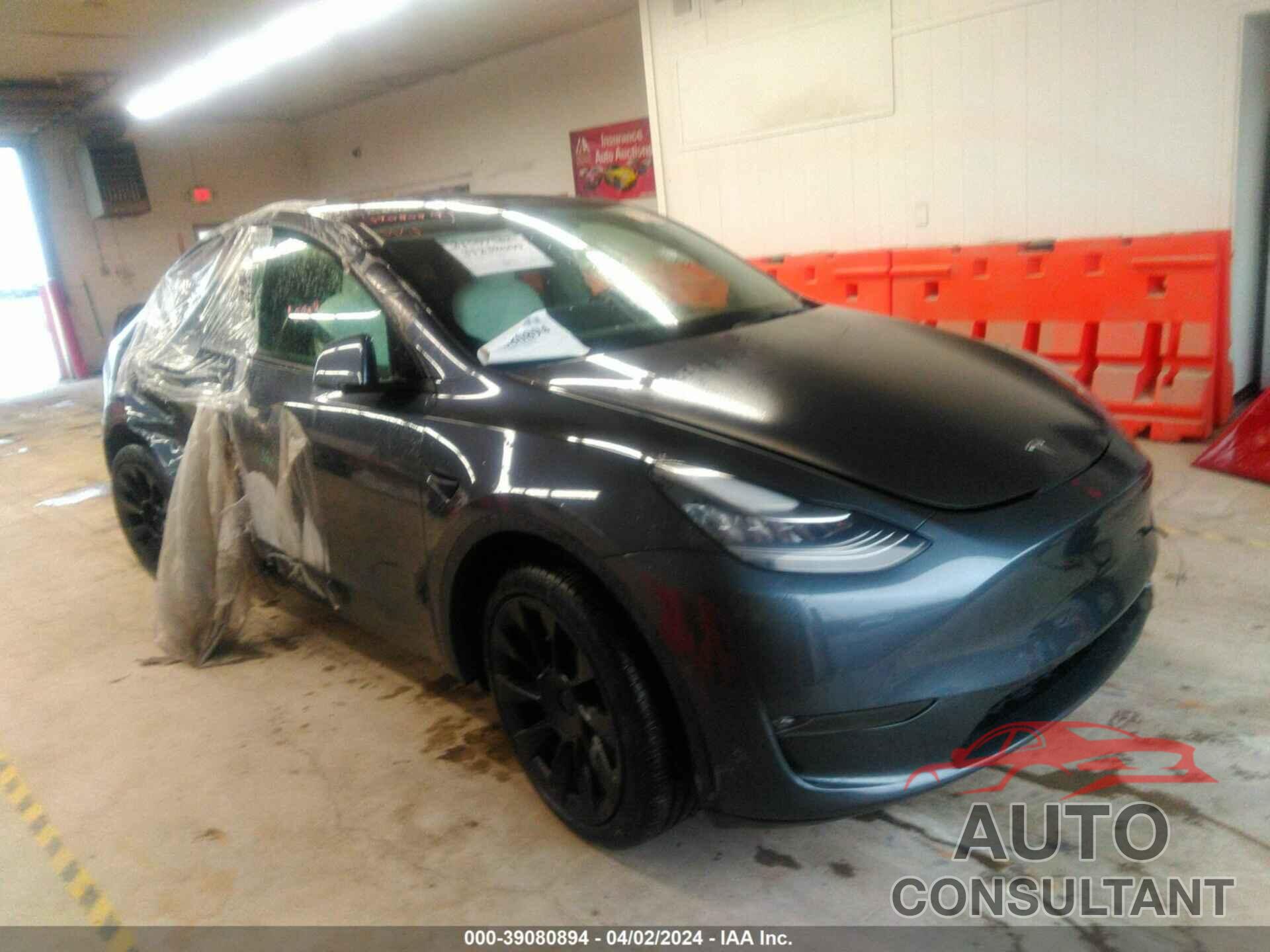 TESLA MODEL Y 2021 - 5YJYGAEE4MF144117