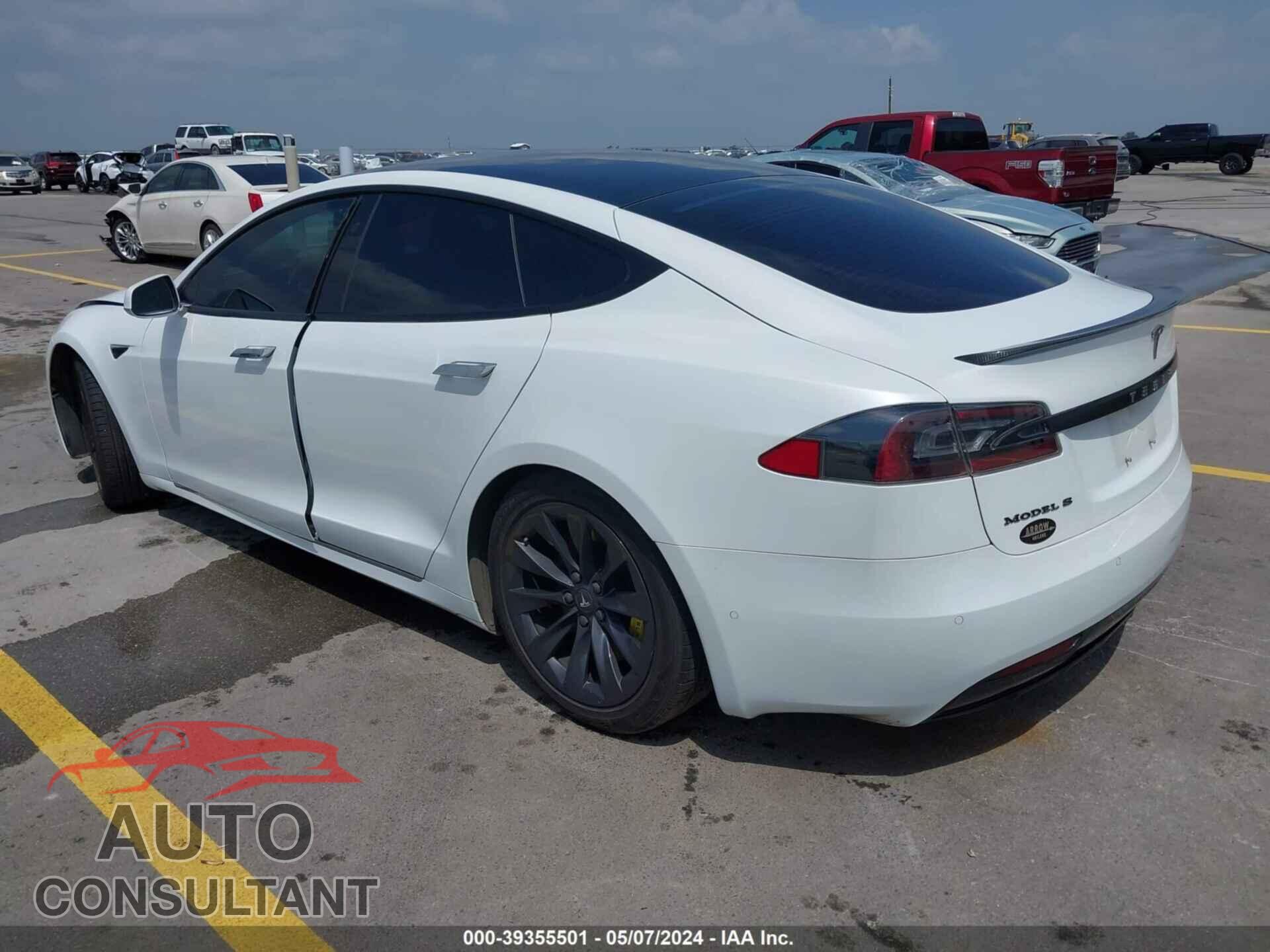 TESLA MODEL S 2018 - 5YJSA1E28JF257156