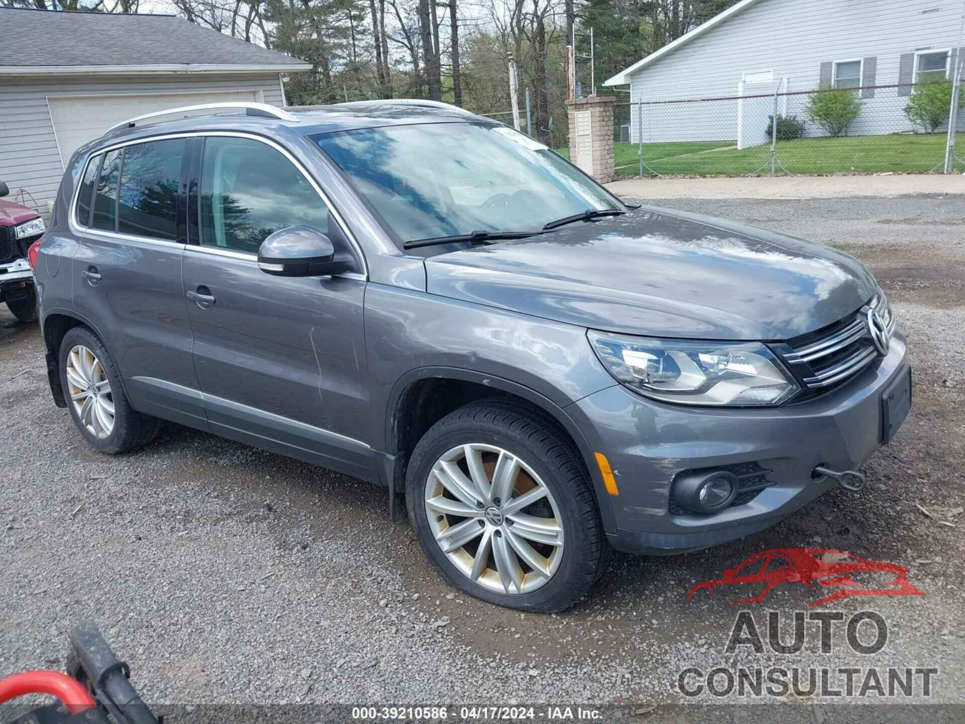 VOLKSWAGEN TIGUAN 2016 - WVGBV7AX4GW560122