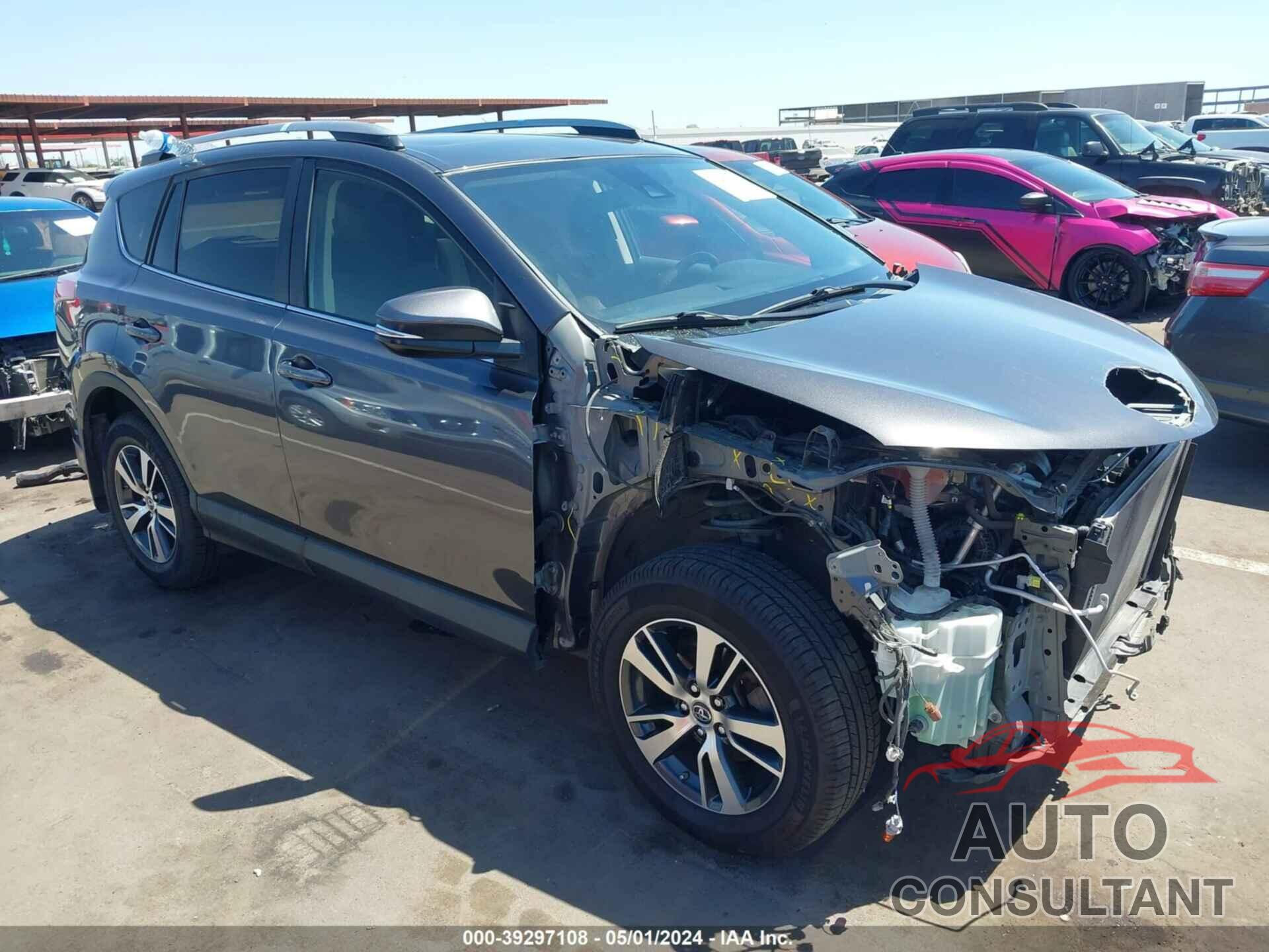 TOYOTA RAV4 2018 - JTMRFREV1JJ211458