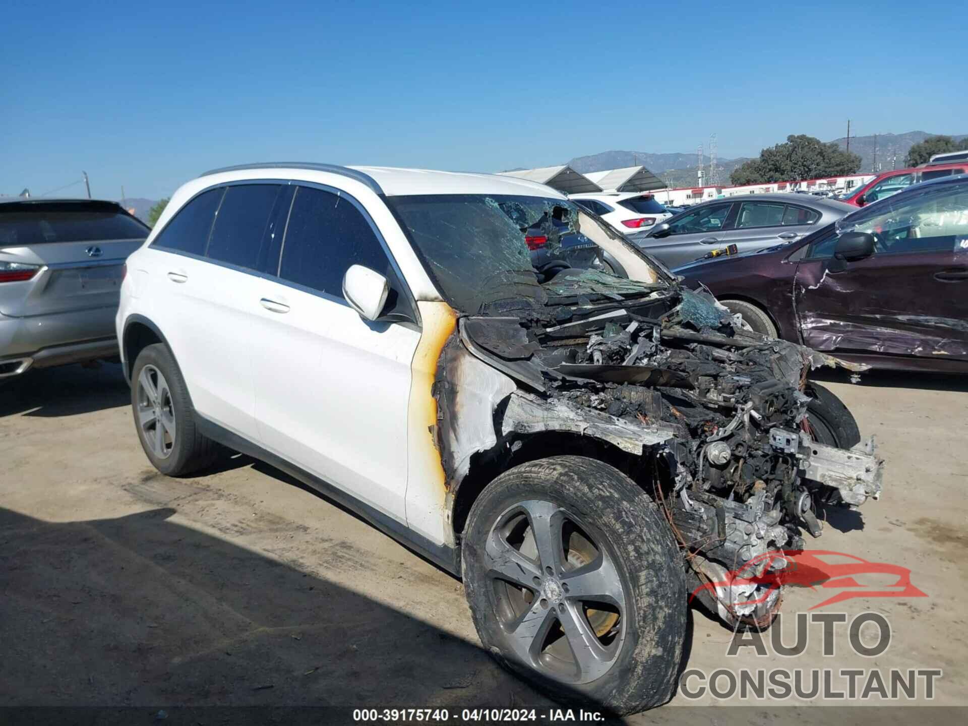 MERCEDES-BENZ GLC 300 2016 - WDC0G4JB1GF065427