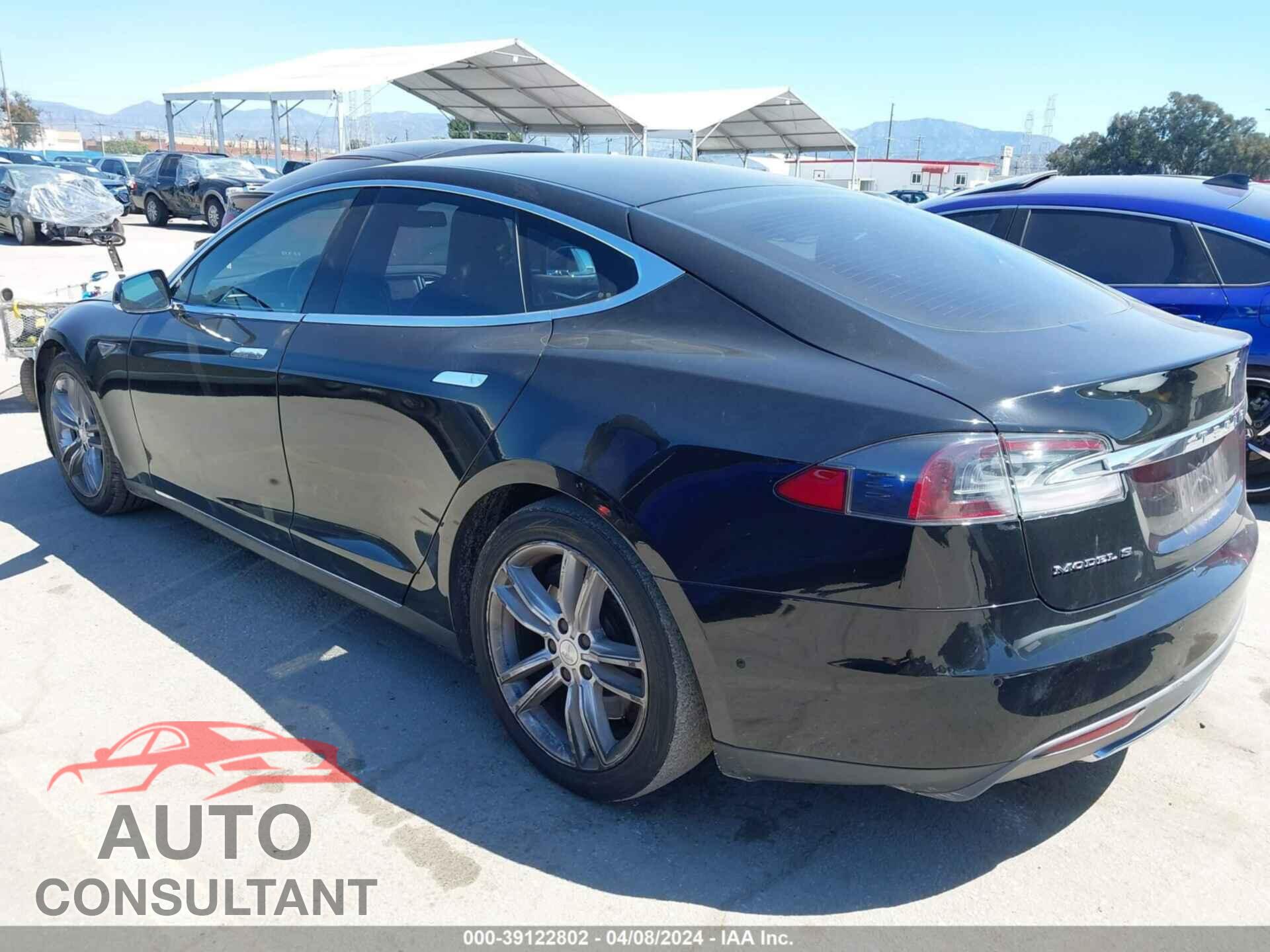 TESLA MODEL S 2016 - 5YJSA1E18GF131556
