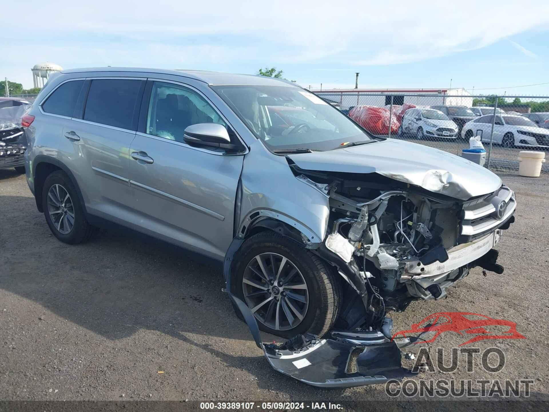 TOYOTA HIGHLANDER 2019 - 5TDJZRFH3KS610633