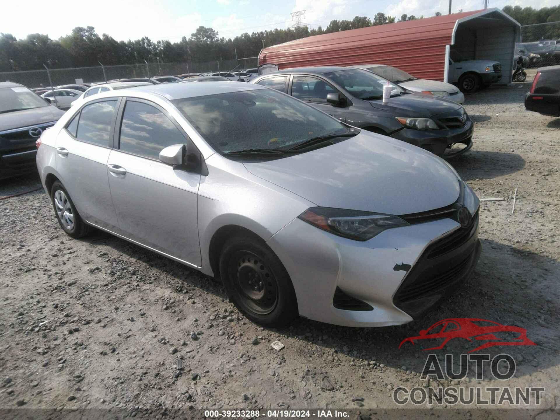 TOYOTA COROLLA 2018 - 5YFBURHE7JP848823