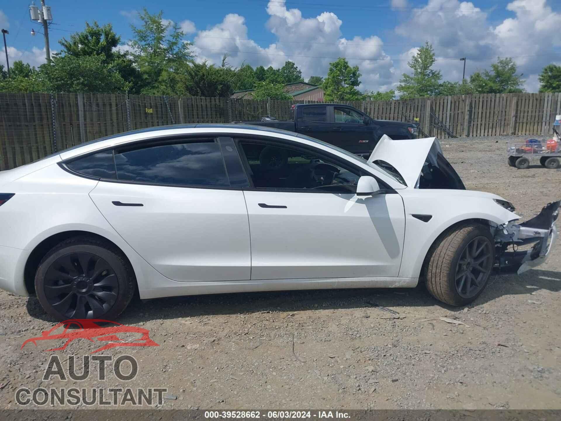 TESLA MODEL 3 2023 - 5YJ3E1EA2PF652281