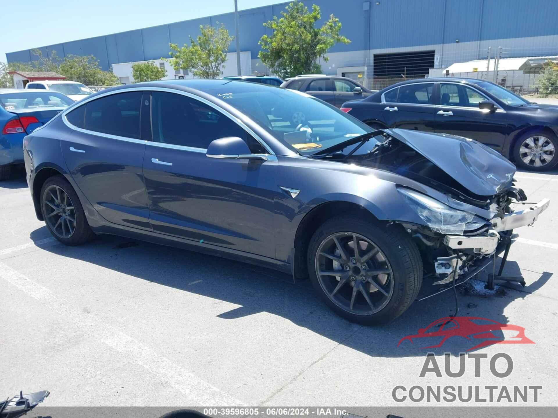 TESLA MODEL 3 2019 - 5YJ3E1EAXKF447493