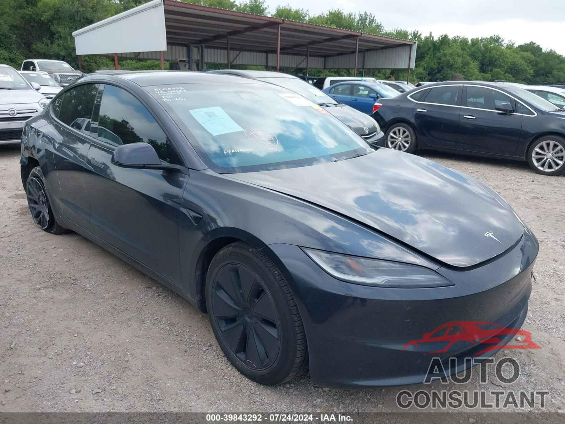 TESLA MODEL 3 2024 - 5YJ3E1EB9RF724895