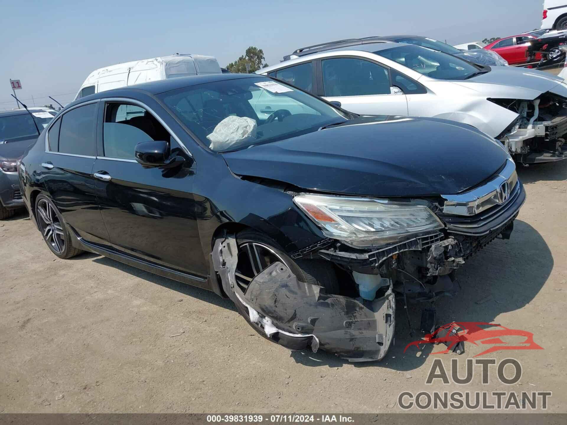 HONDA ACCORD 2017 - 1HGCR3F95HA005826