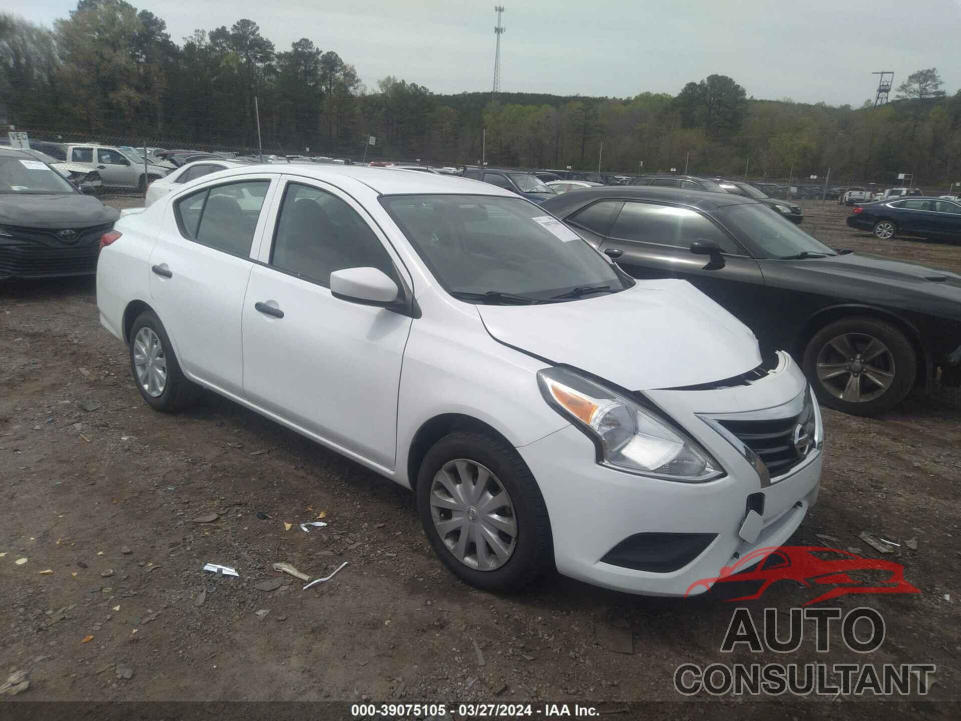 NISSAN VERSA 2018 - 3N1CN7AP8JL847990