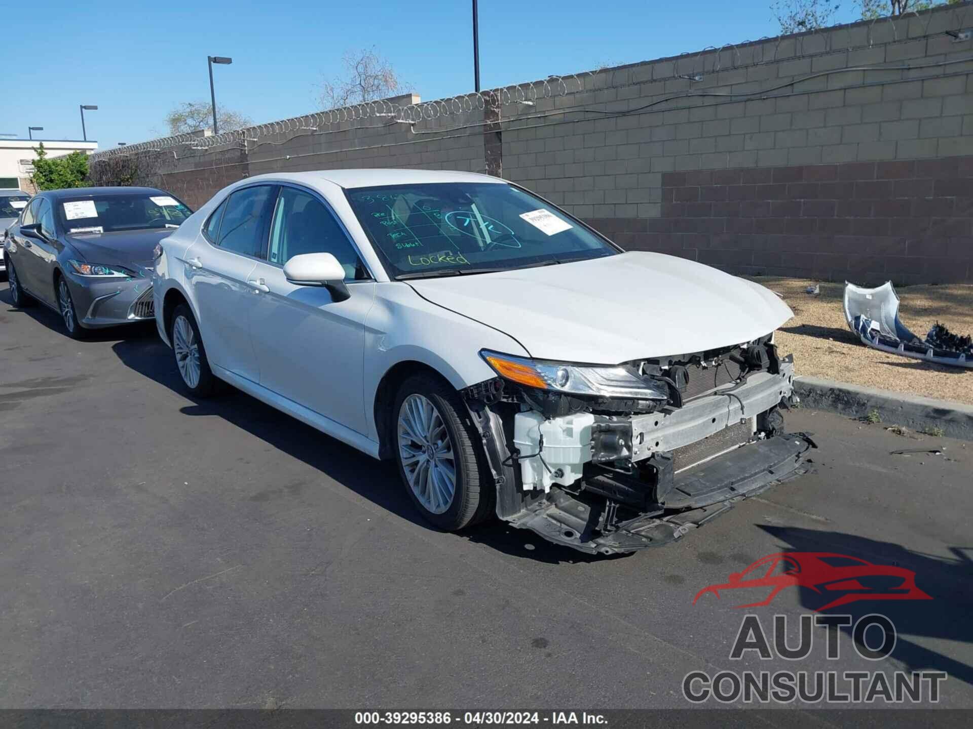 TOYOTA CAMRY 2019 - 4T1B11HK0KU837212