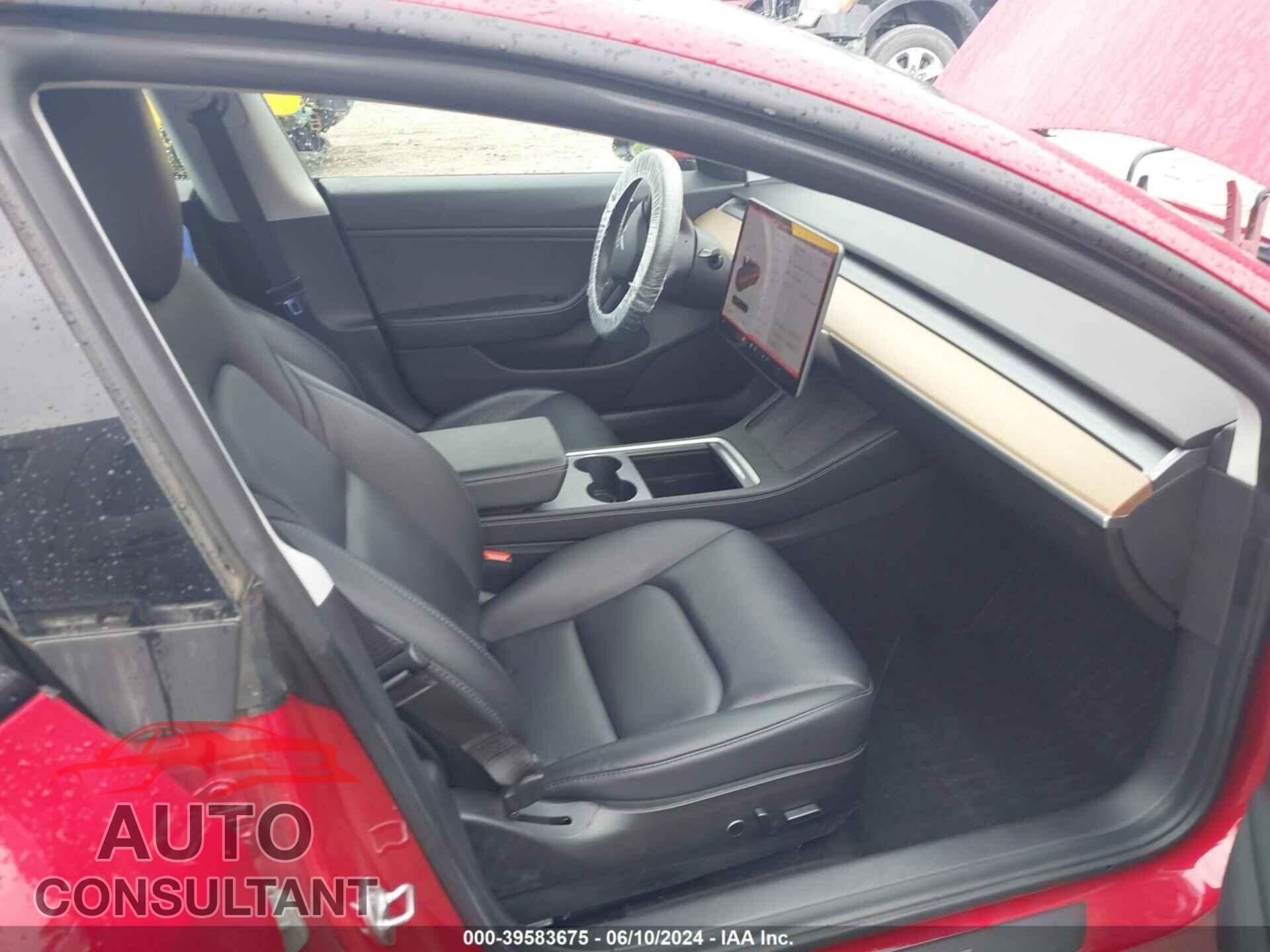 TESLA MODEL 3 2021 - 5YJ3E1EB5MF906568