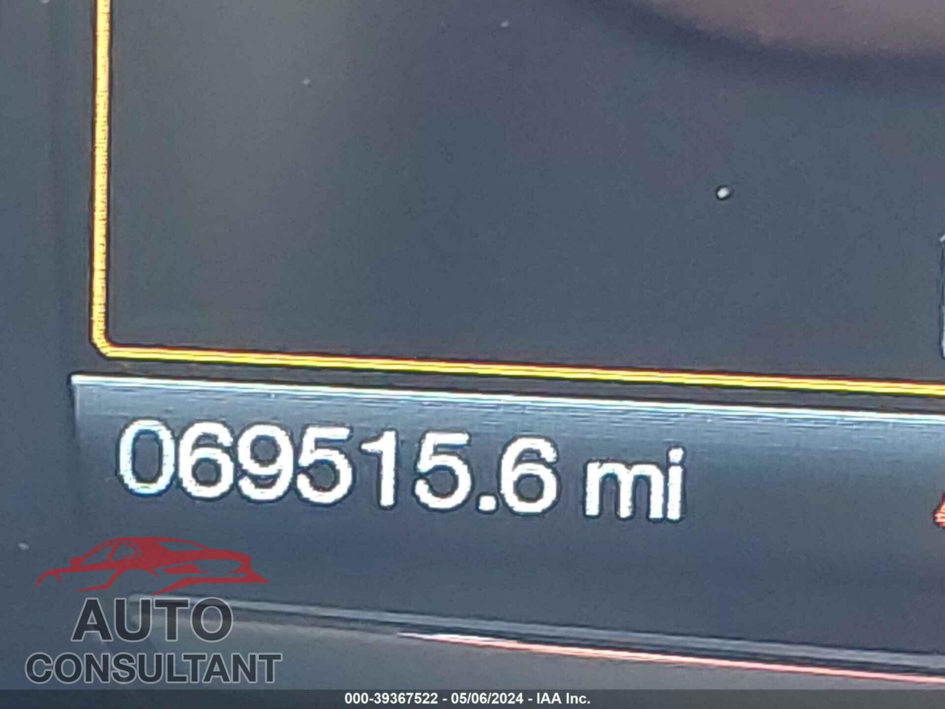 FORD TAURUS 2017 - 1FAHP2E85HG110821