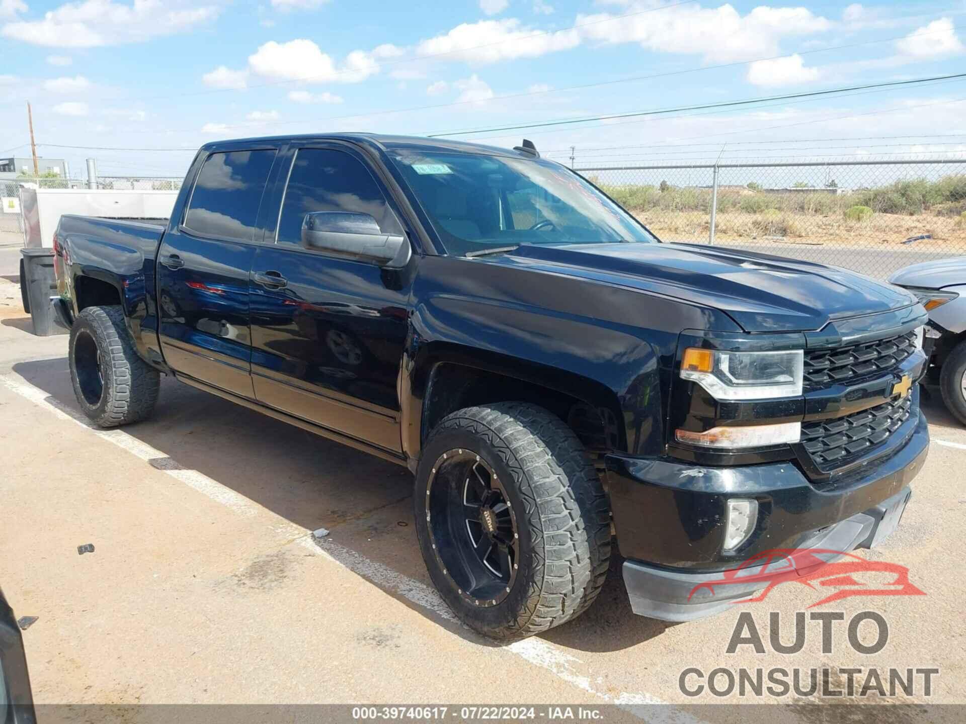 CHEVROLET SILVERADO 1500 2018 - 3GCPCREC4JG167911