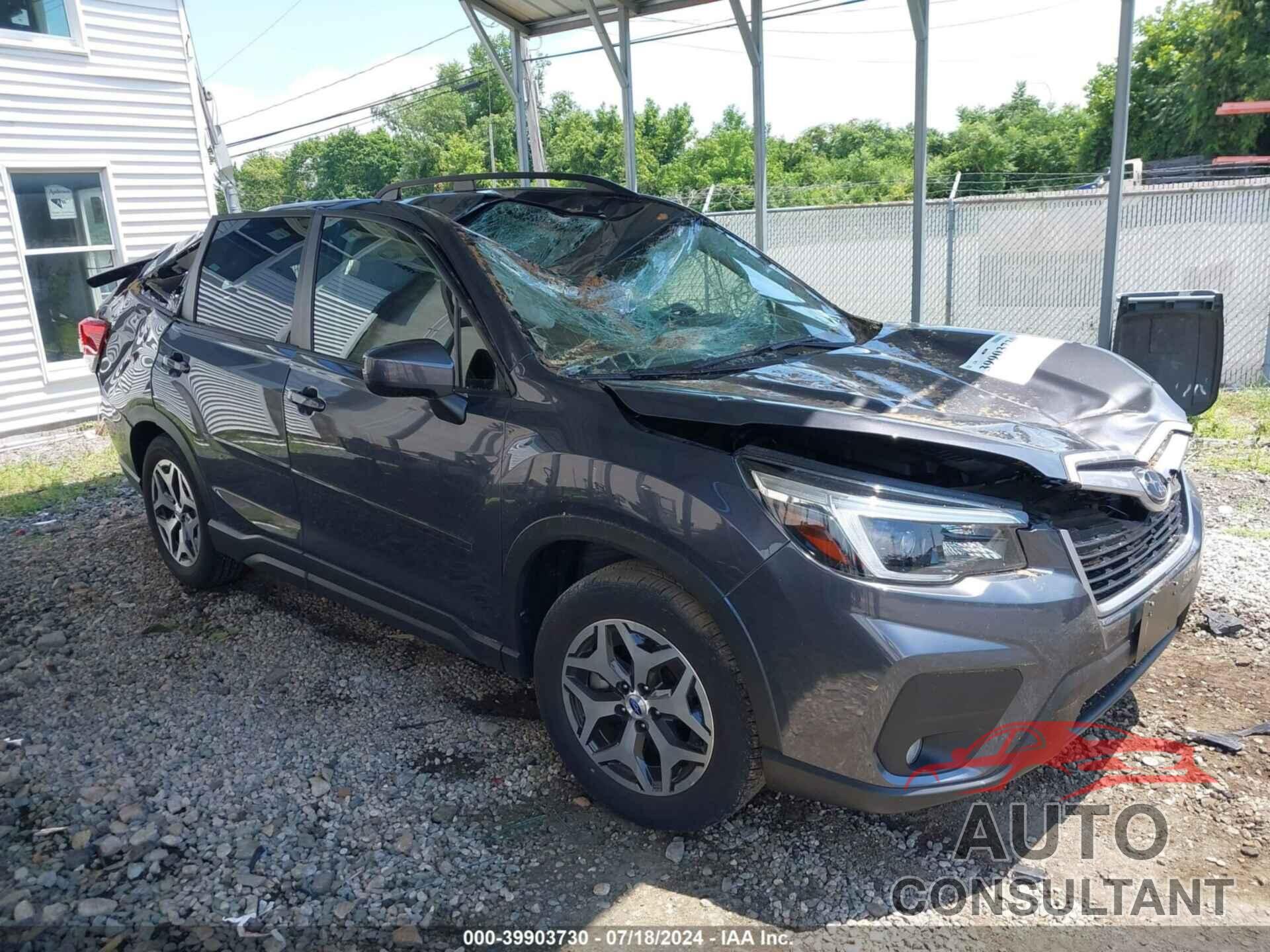 SUBARU FORESTER 2018 - JF2SJAGC4JH591563