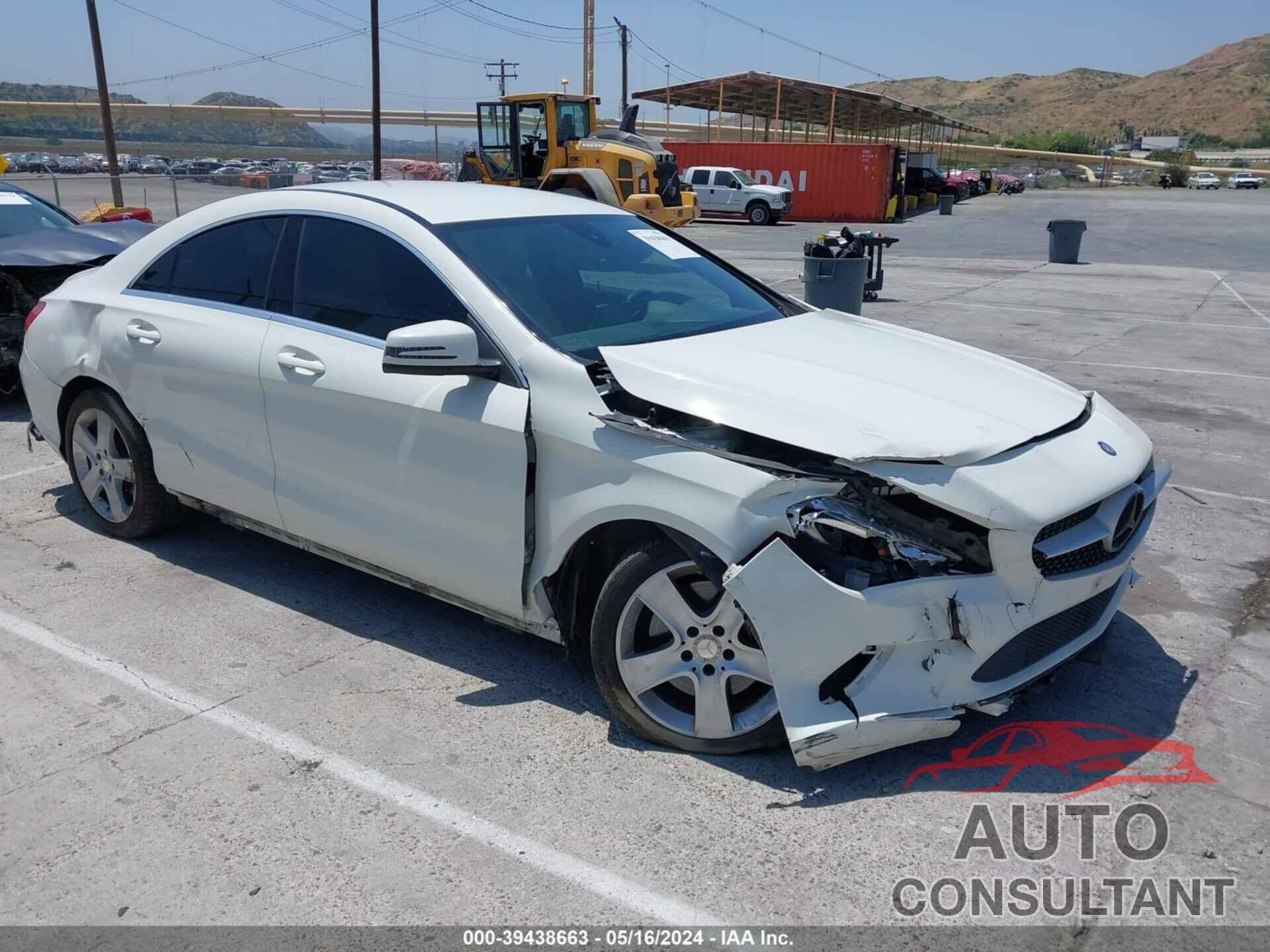 MERCEDES-BENZ CLA 250 2017 - WDDSJ4EB7HN424416
