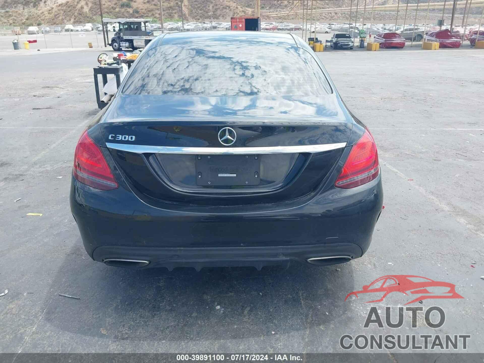 MERCEDES-BENZ C 300 2019 - 55SWF8DB4KU306415