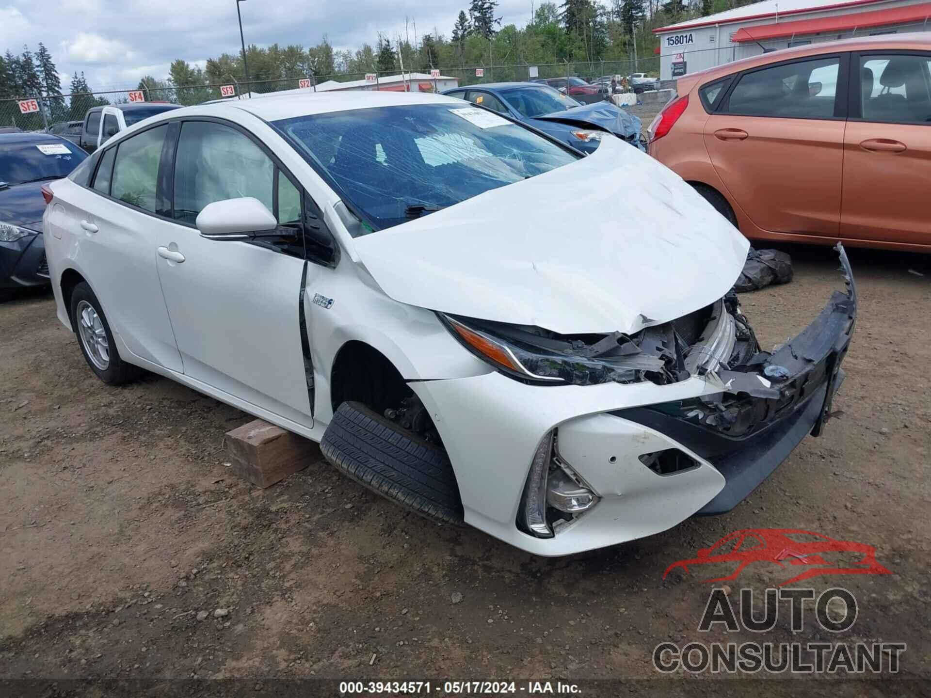 TOYOTA PRIUS PRIME 2017 - JTDKARFP9H3066880