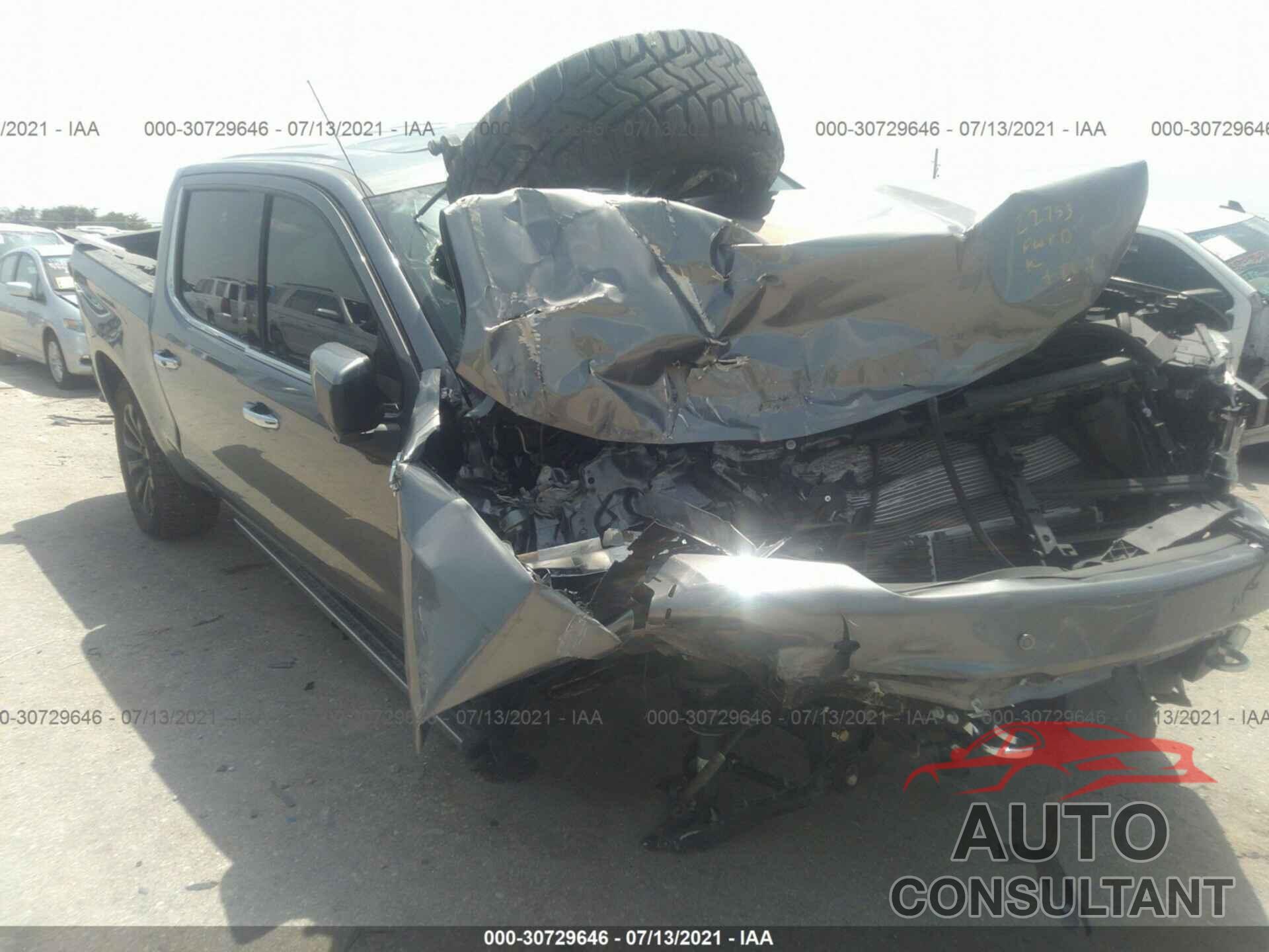 CHEVROLET SILVERADO 1500 2021 - 1GCUYHET7MZ156811