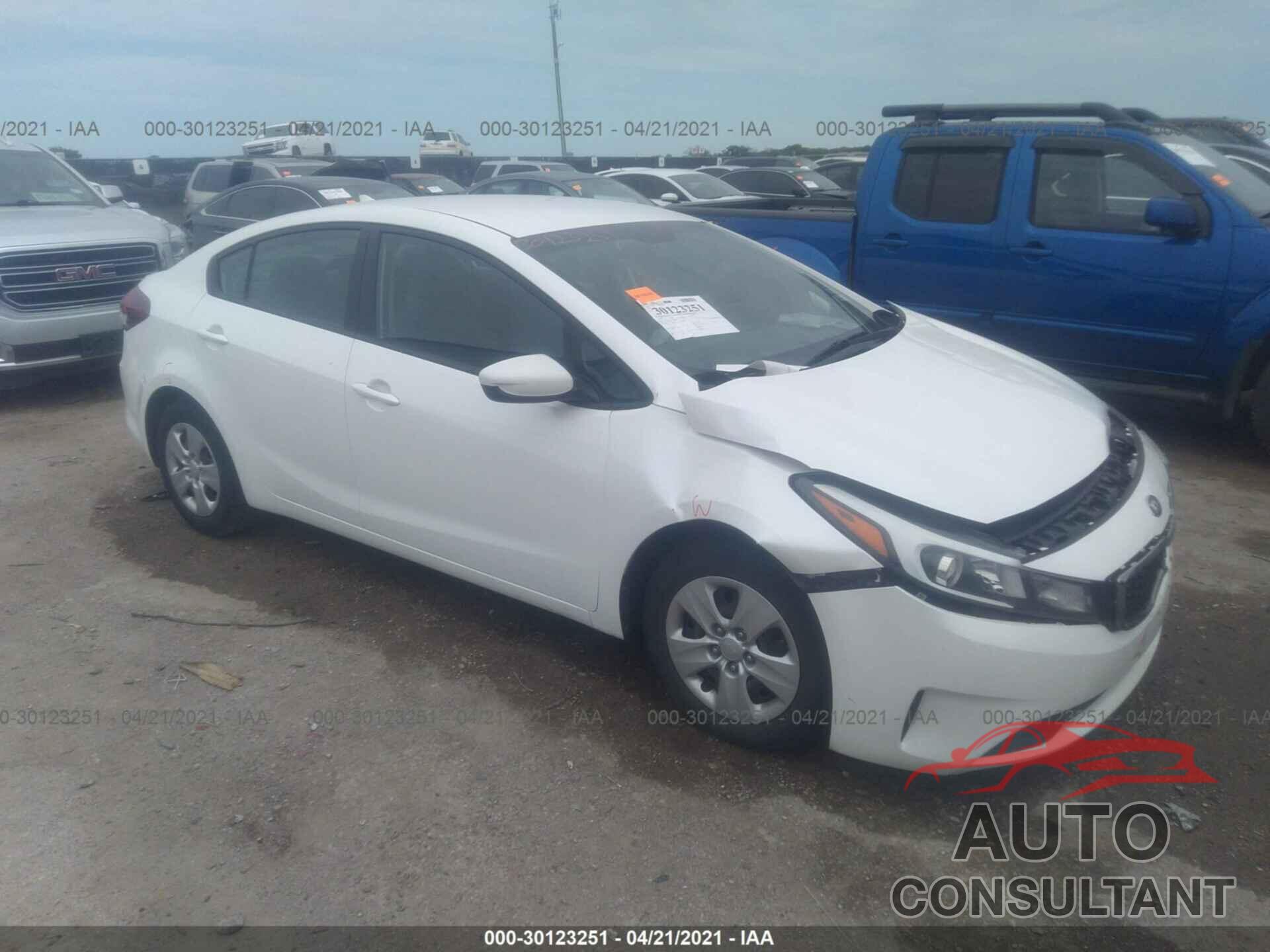 KIA FORTE 2017 - 3KPFL4A71HE029417