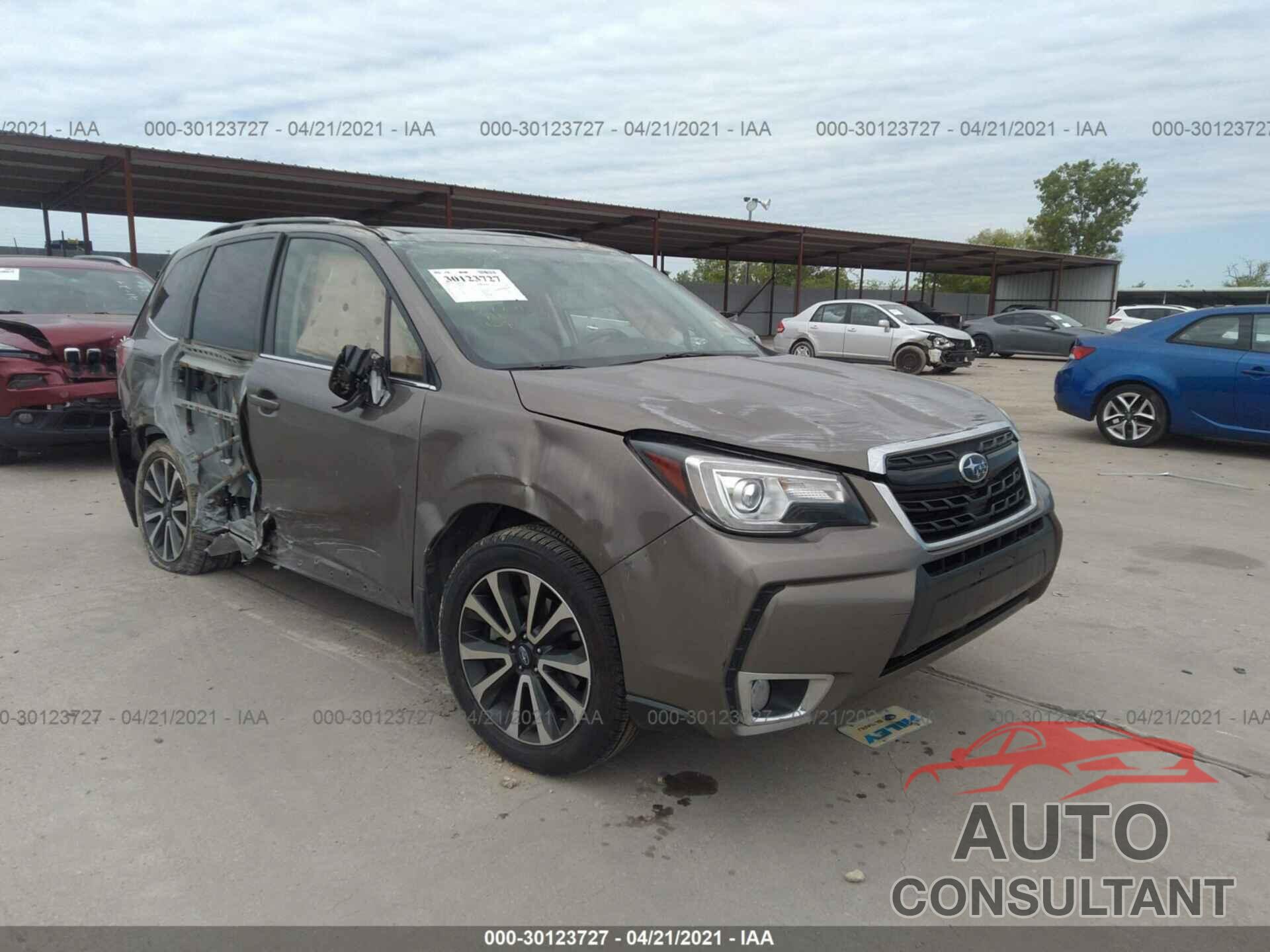 SUBARU FORESTER 2017 - JF2SJGTC8HH410287