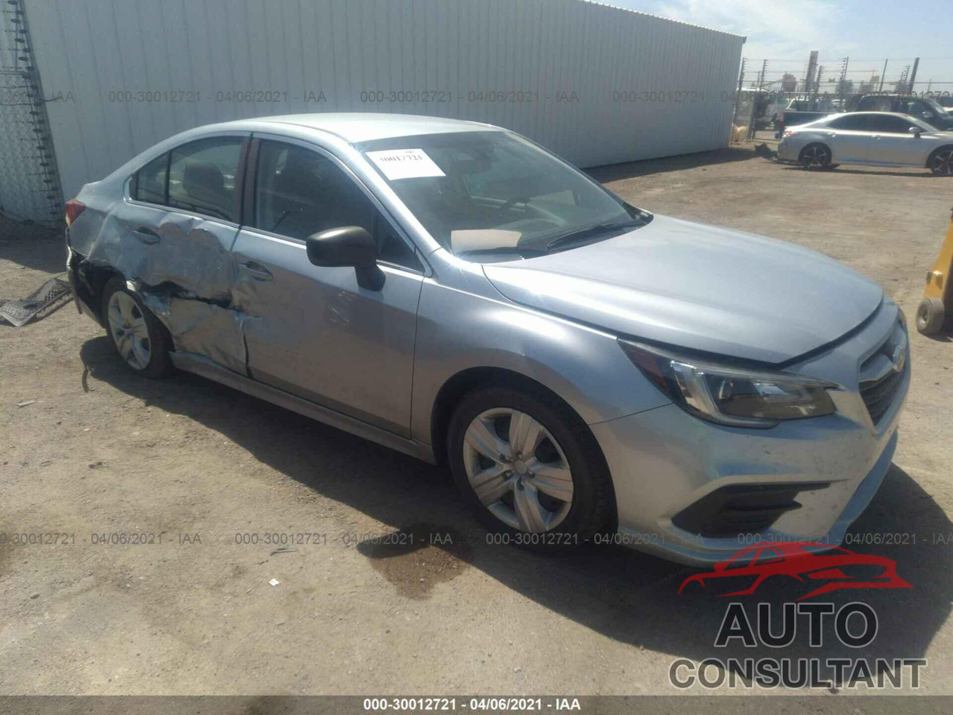 SUBARU LEGACY 2019 - 4S3BNAB63K3017295
