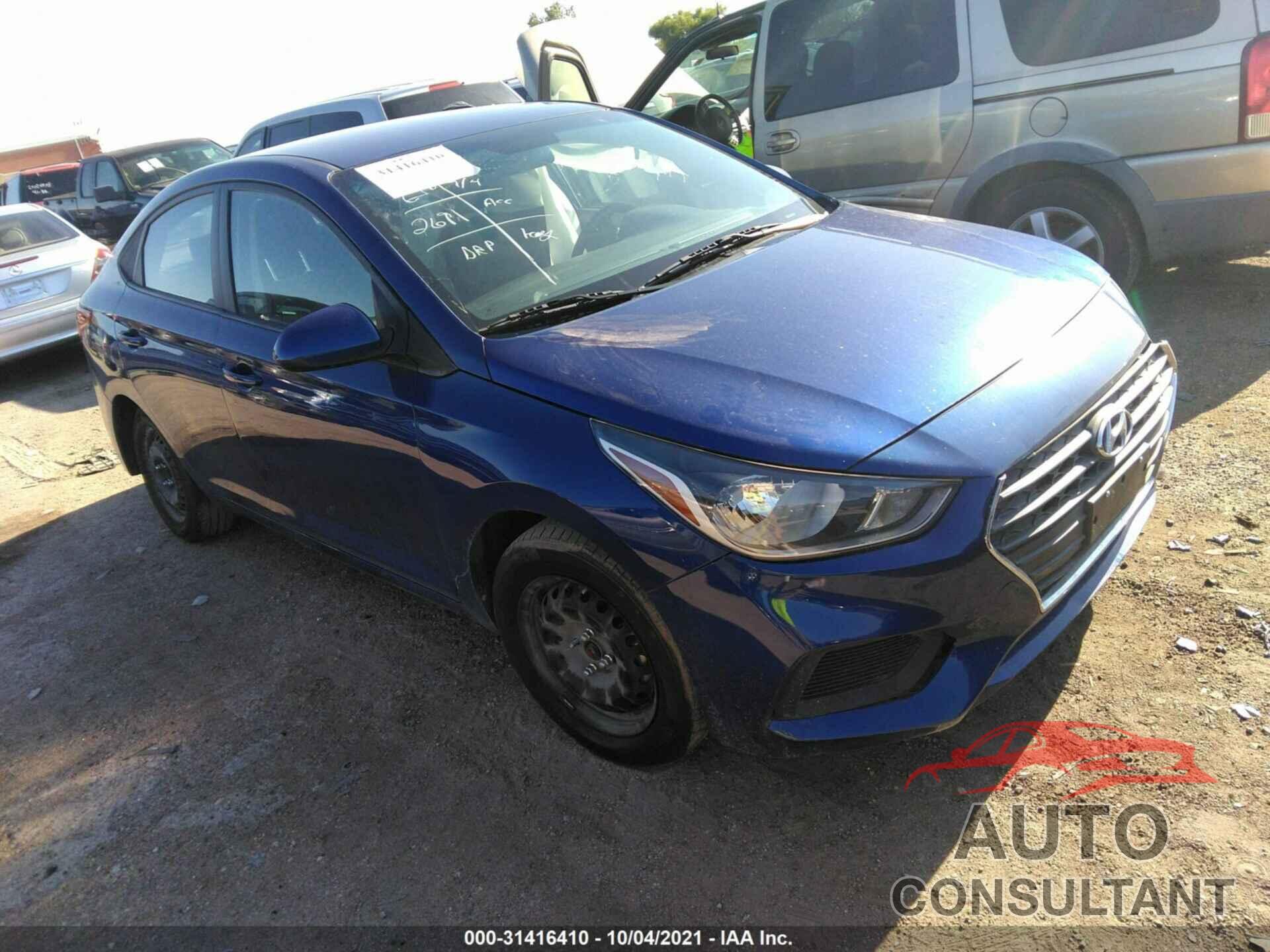 HYUNDAI ACCENT 2018 - 3KPC24A39JE028105