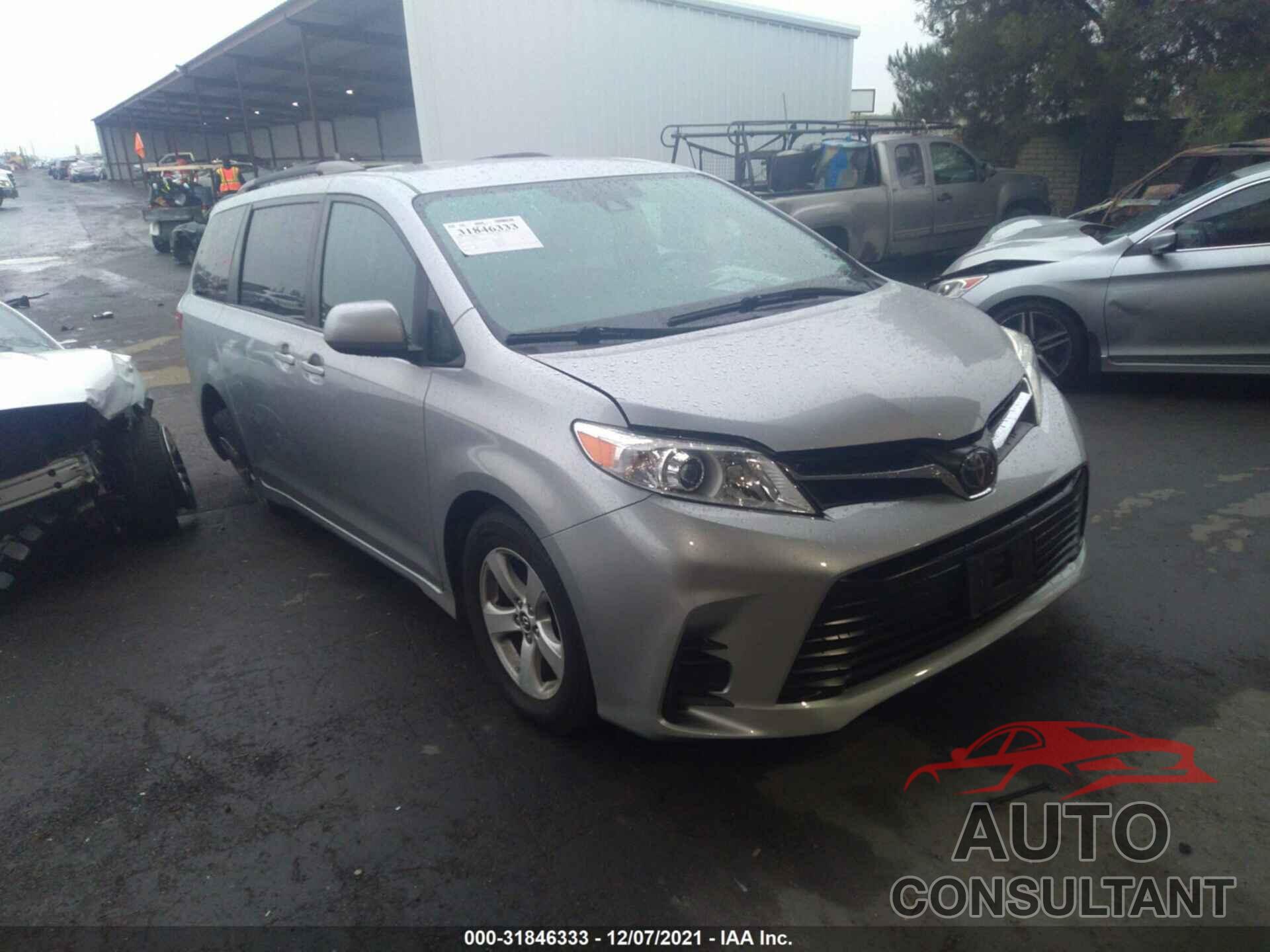 TOYOTA SIENNA 2019 - 5TDKZ3DC6KS969158