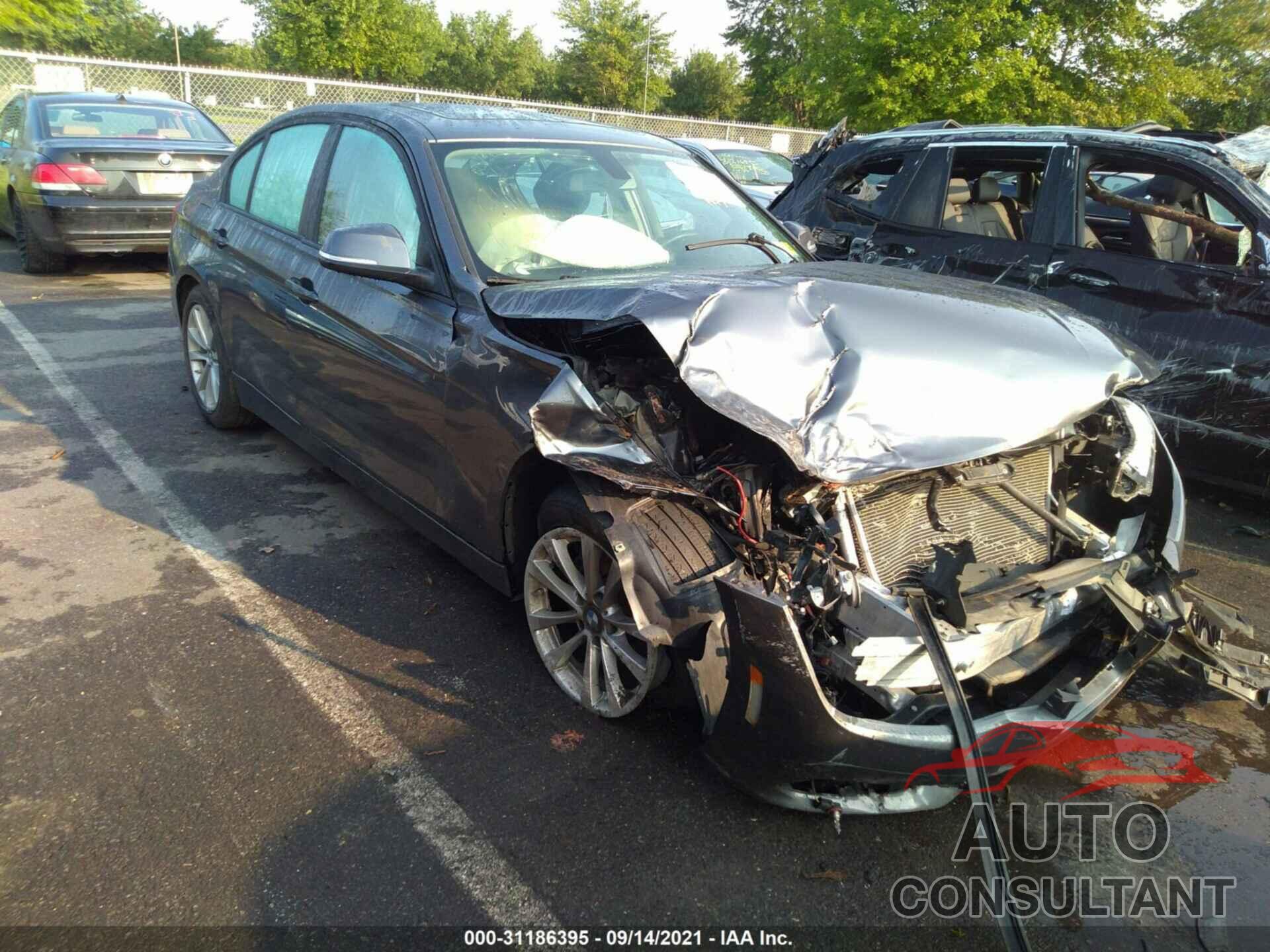BMW 3 SERIES 2016 - WBA8E5G58GNU19839
