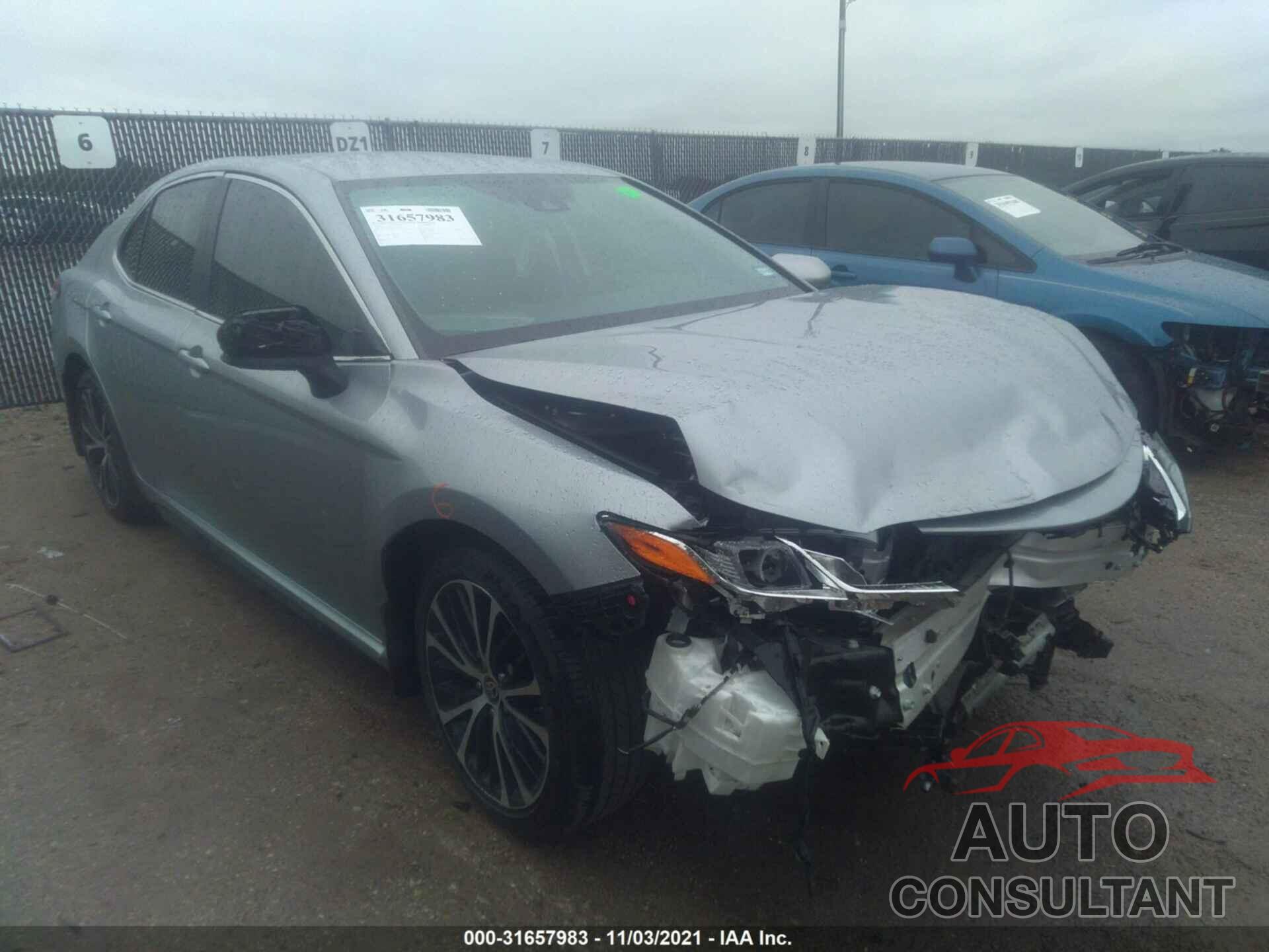 2020 CAMRY TOYOTA