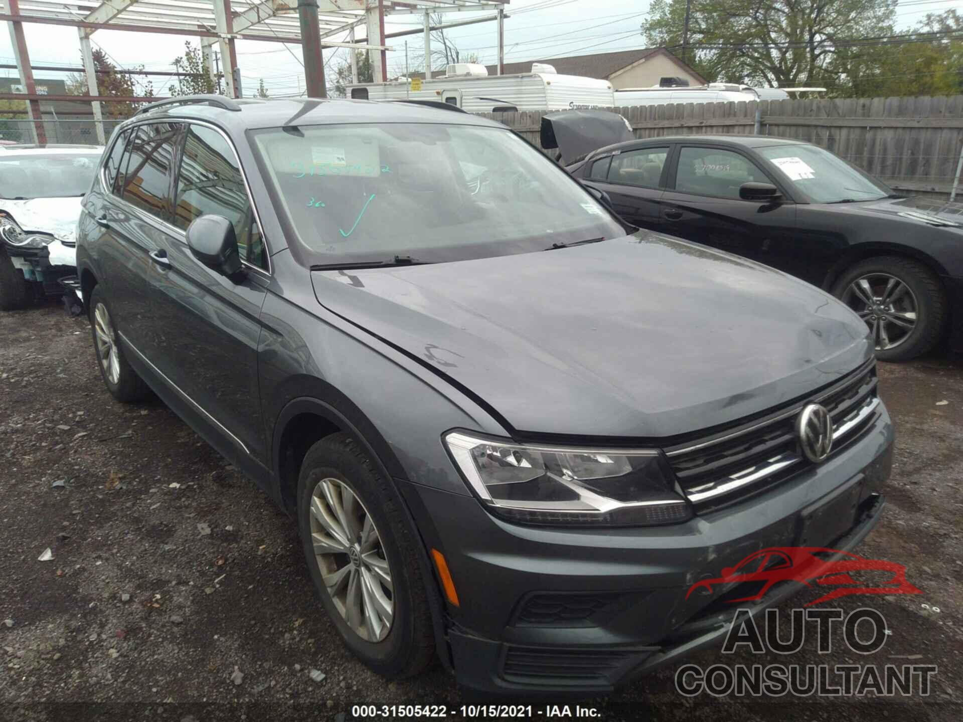 VOLKSWAGEN TIGUAN 2018 - 3VV2B7AX1JM146575