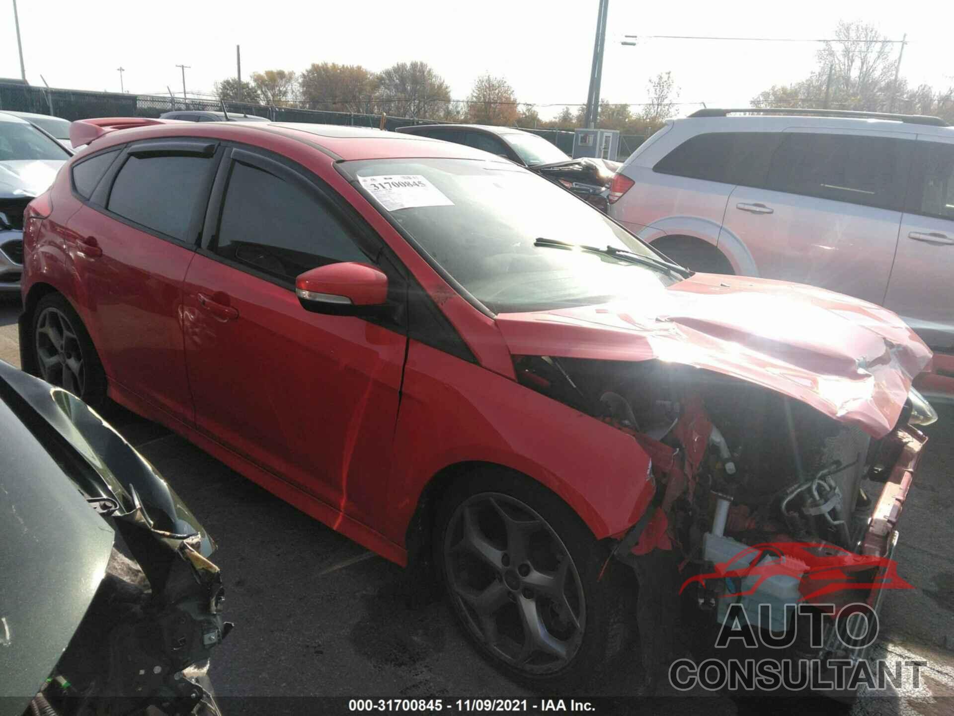 FORD FOCUS 2017 - 1FADP3L90HL209456