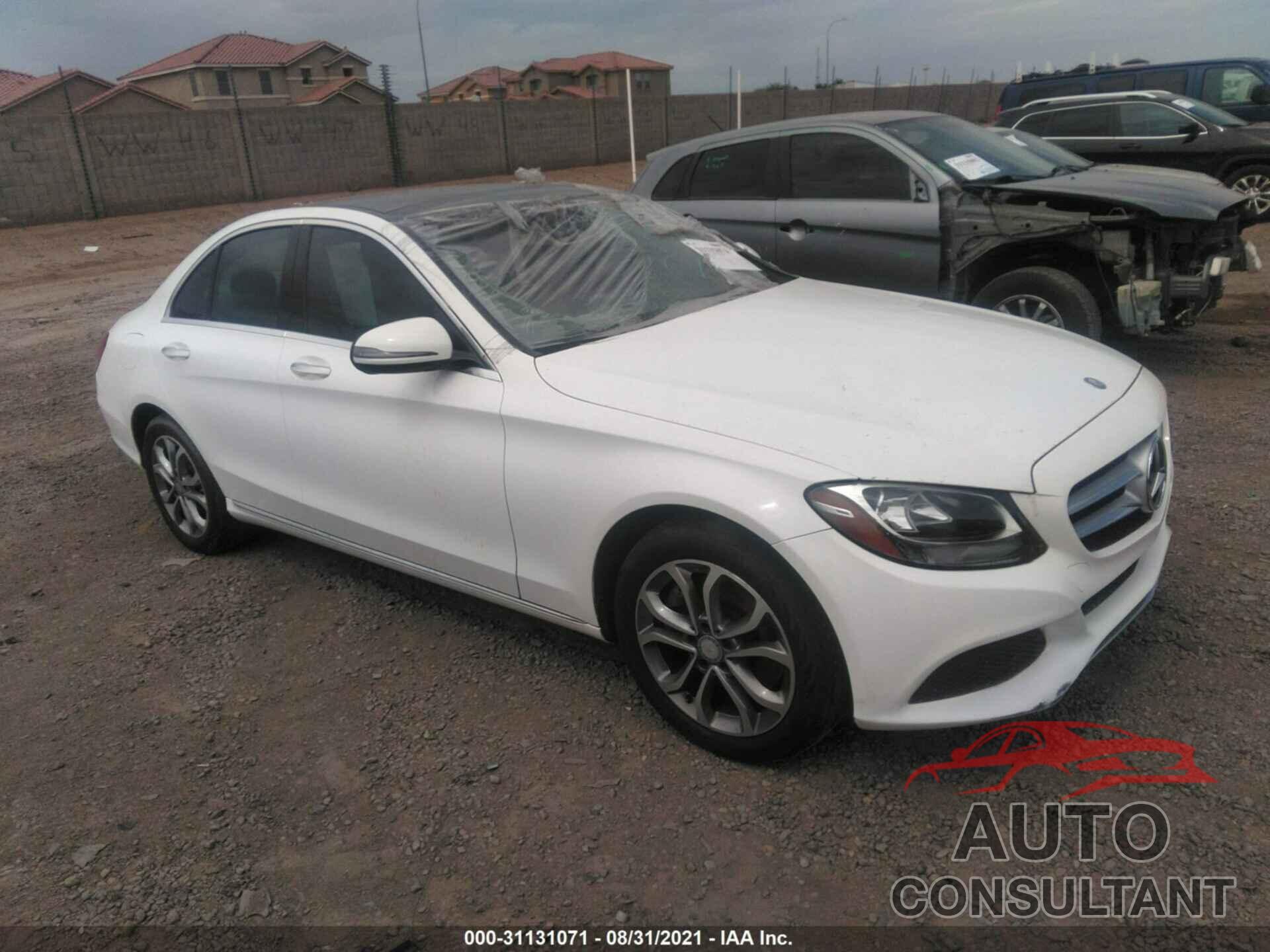 MERCEDES-BENZ C-CLASS 2016 - 55SWF4KB1GU133598