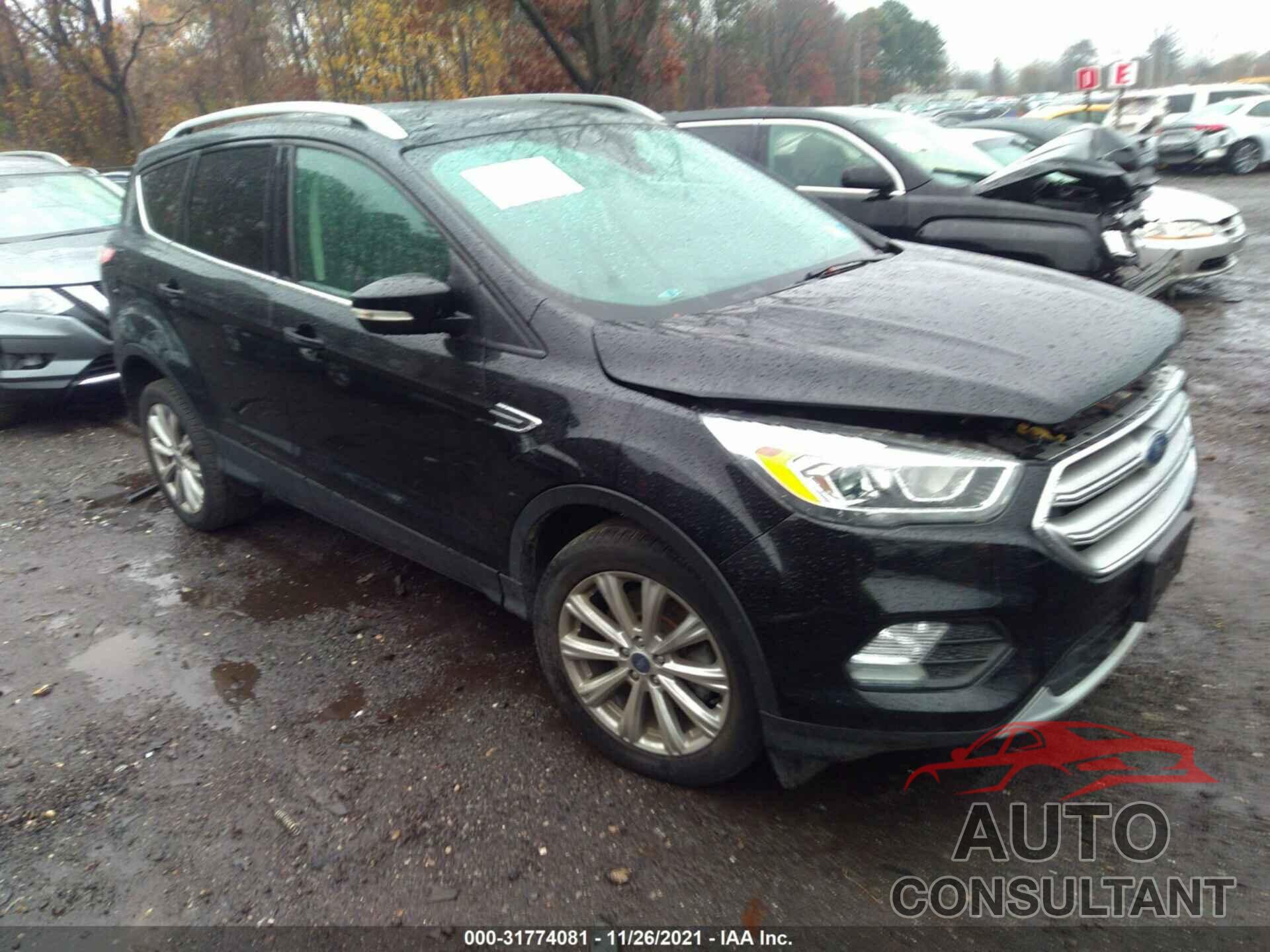 FORD ESCAPE 2017 - 1FMCU9JD4HUE19931