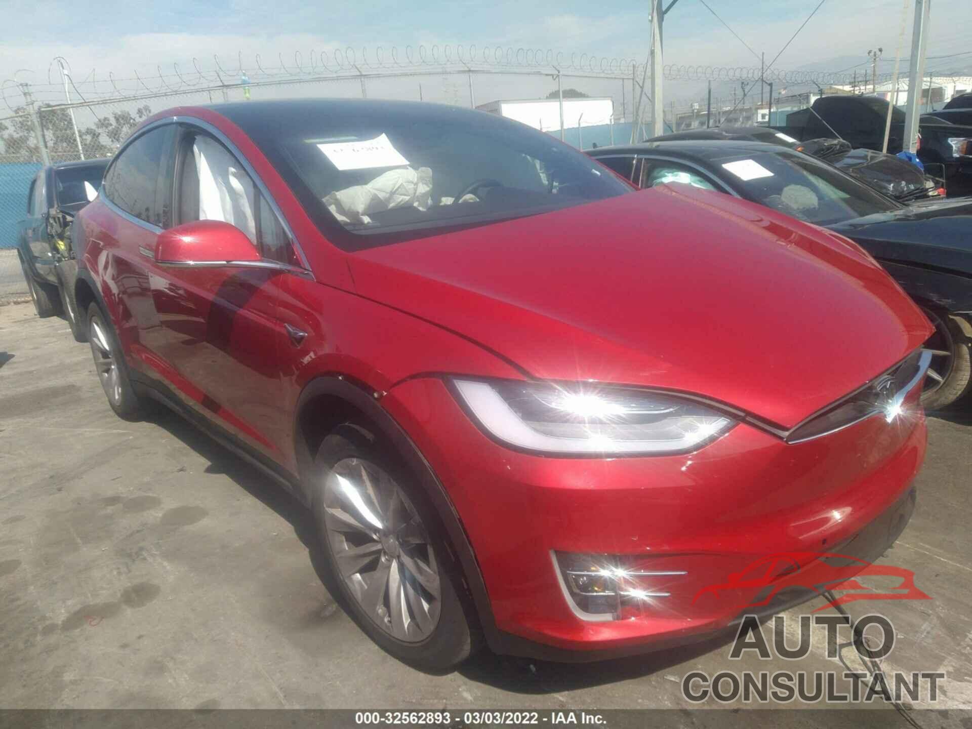 TESLA MODEL X 2020 - 5YJXCAE26LF239998