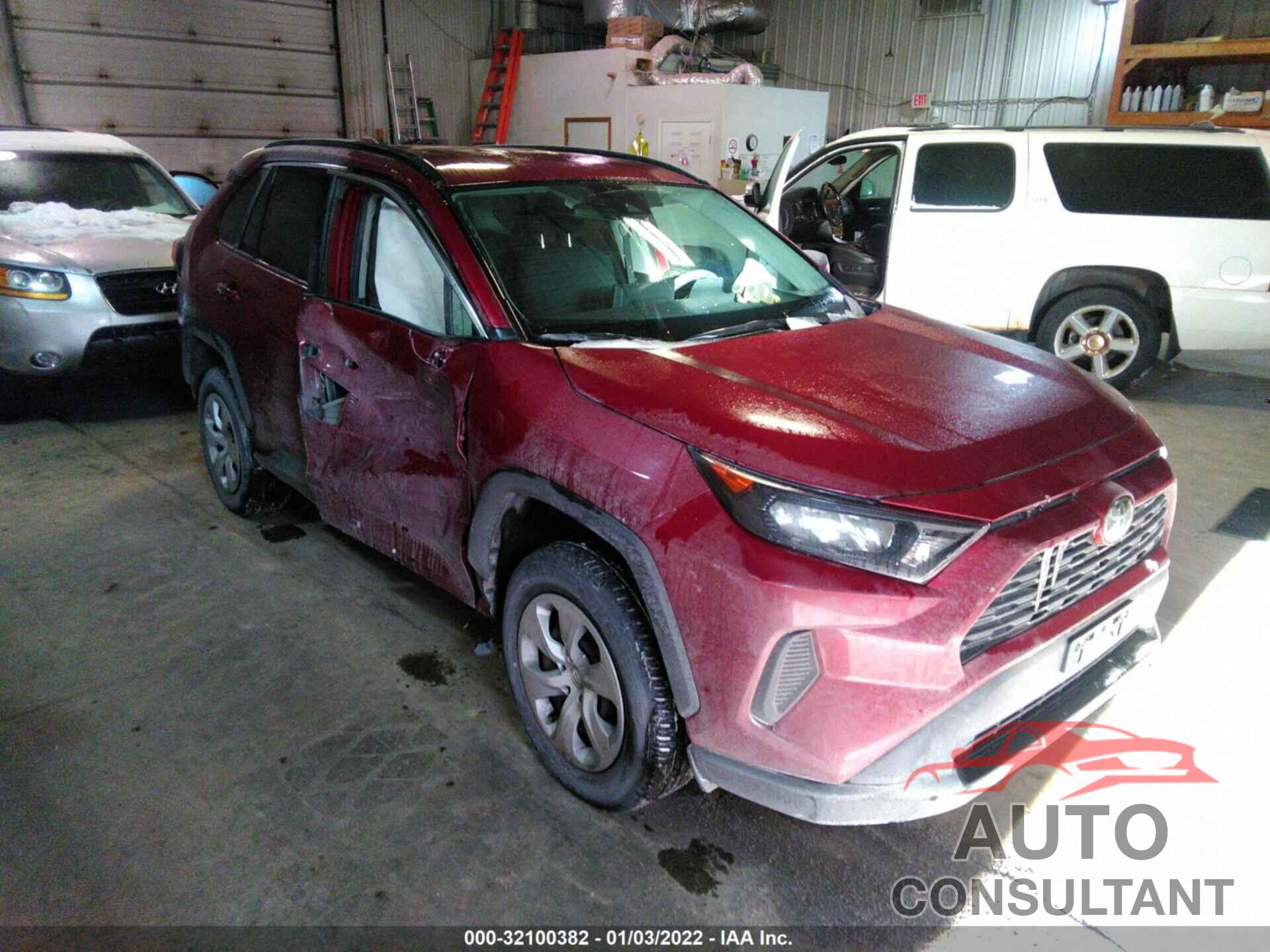 TOYOTA RAV4 2020 - 2T3F1RFV2LW095658