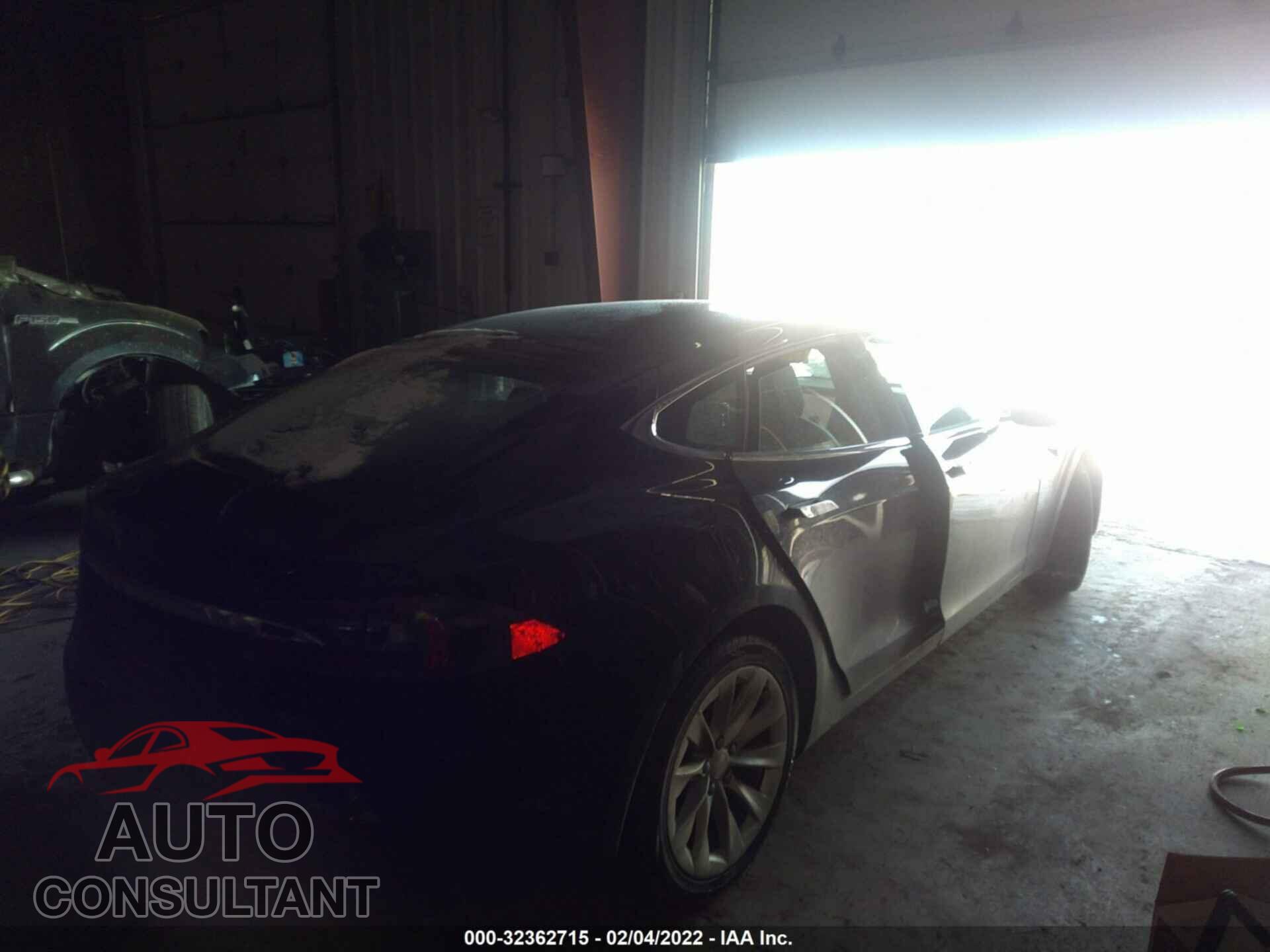 TESLA MODEL S 2018 - 5YJSA1E2XJF281636