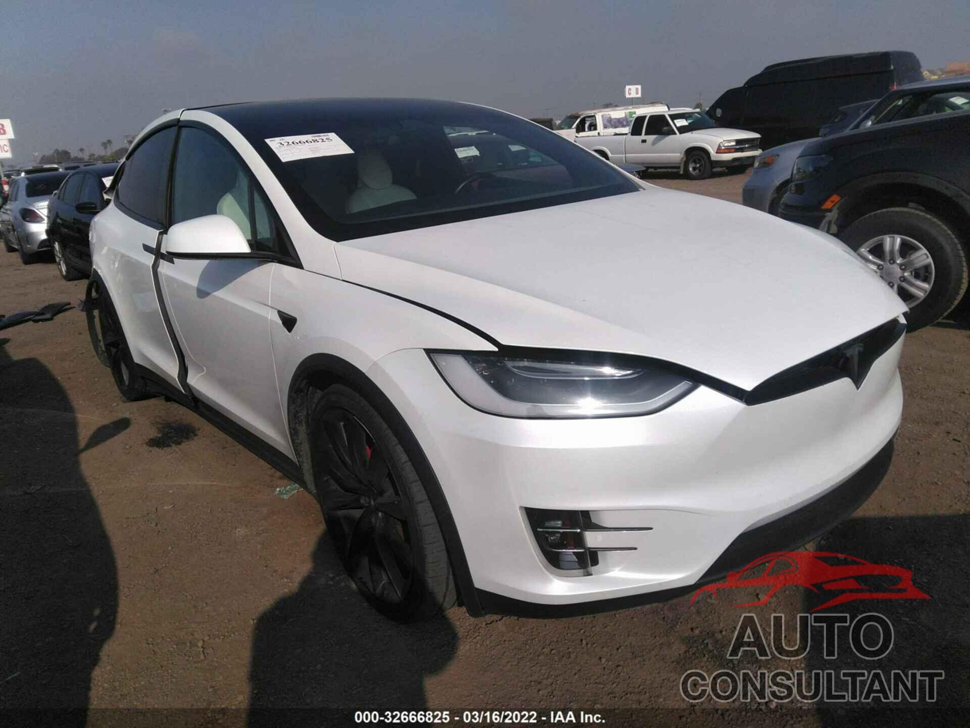 TESLA MODEL X 2017 - 5YJXCBE45HF077358