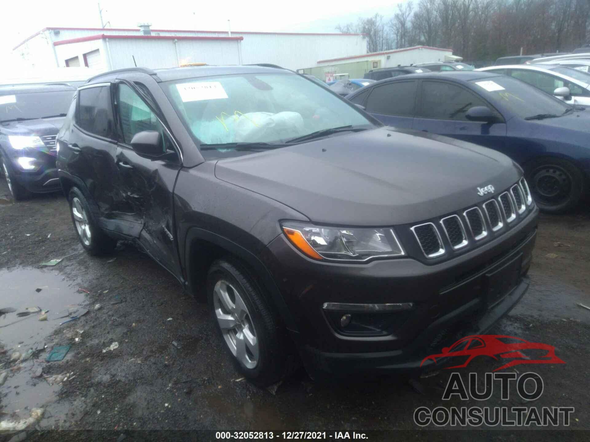 JEEP COMPASS 2018 - 3C4NJCBB3JT125582