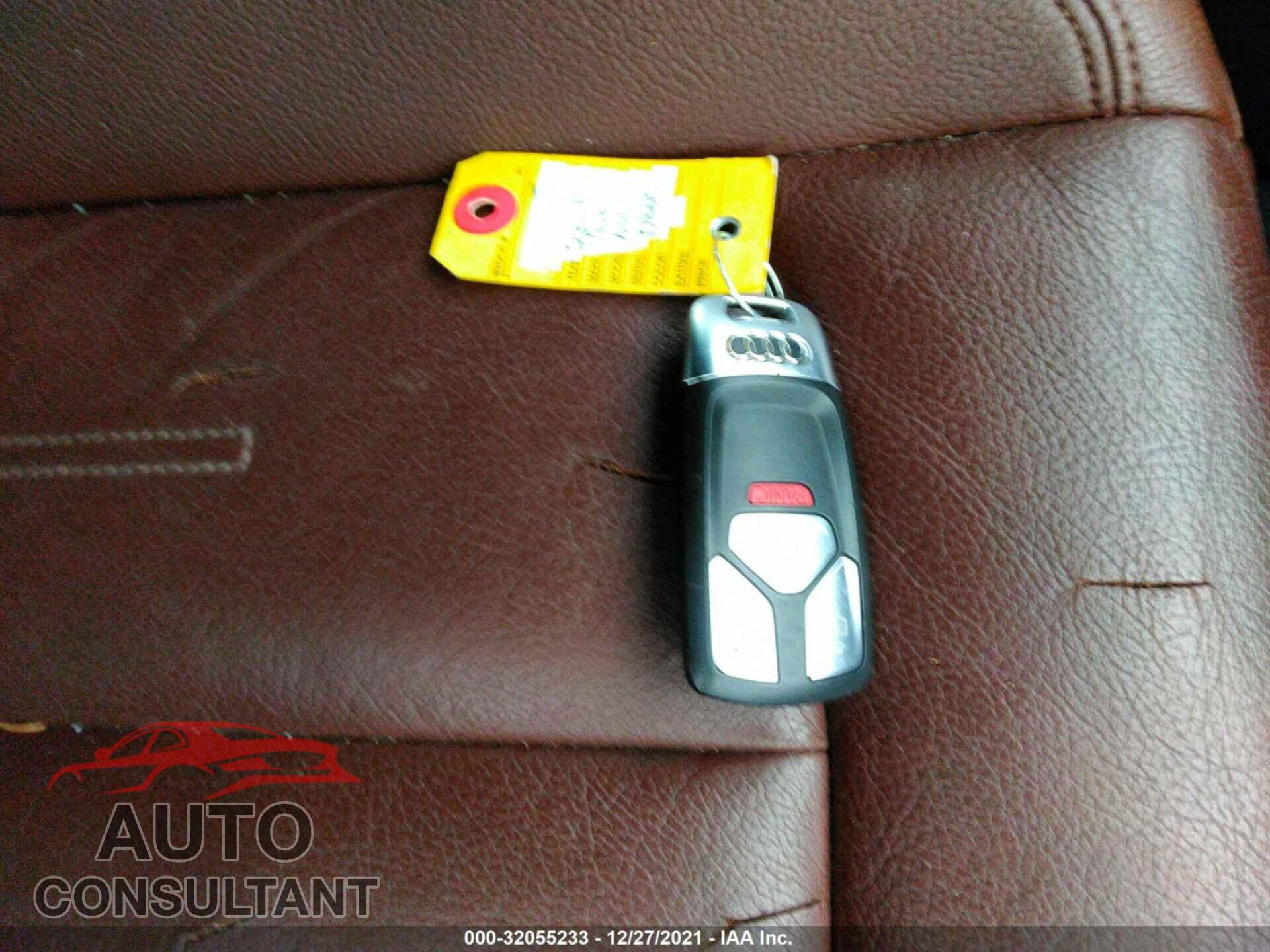 AUDI A4 2017 - WAUDNAF40HN053358